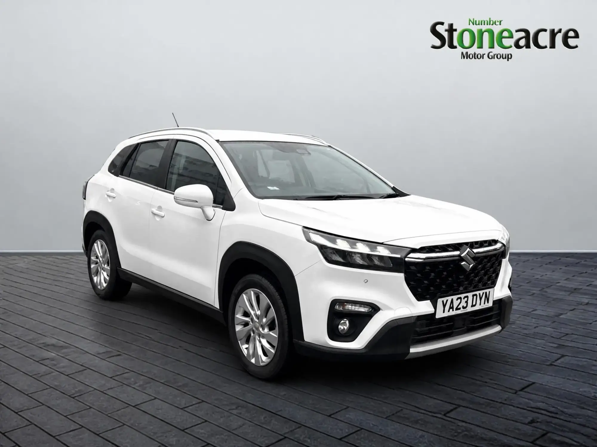 Suzuki S-Cross Image 1