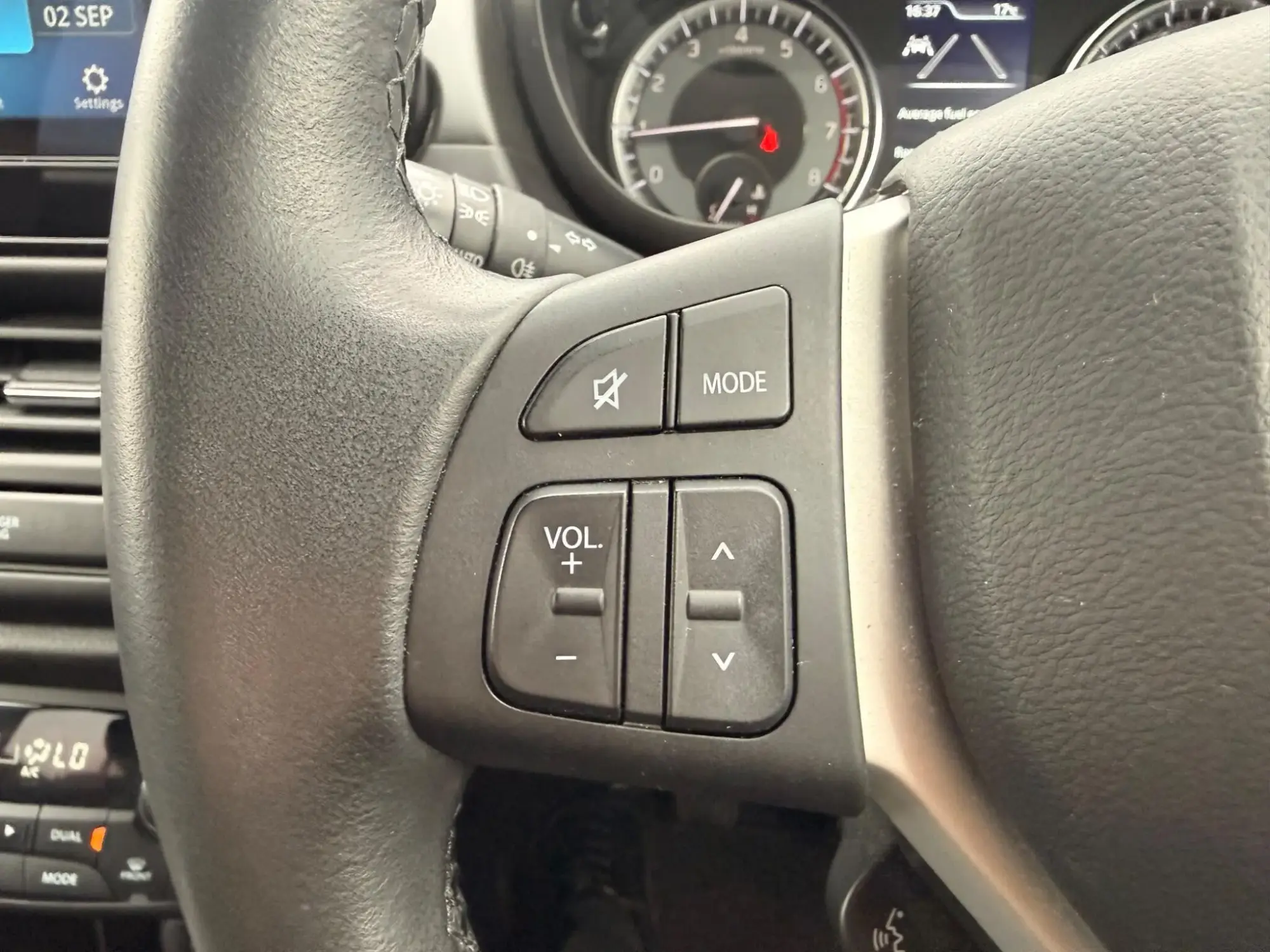 Suzuki S-Cross Image 17
