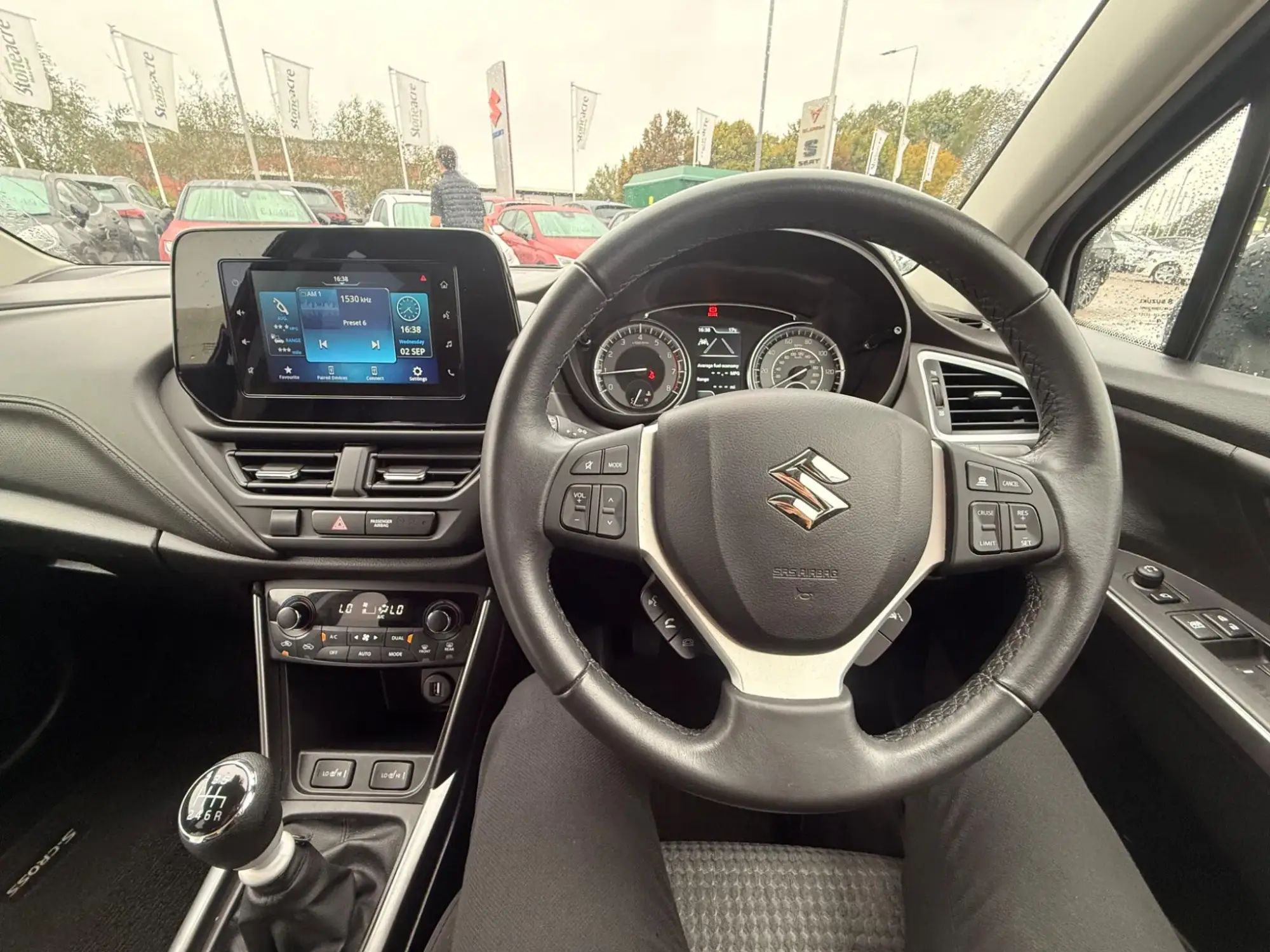 Suzuki S-Cross Image 23