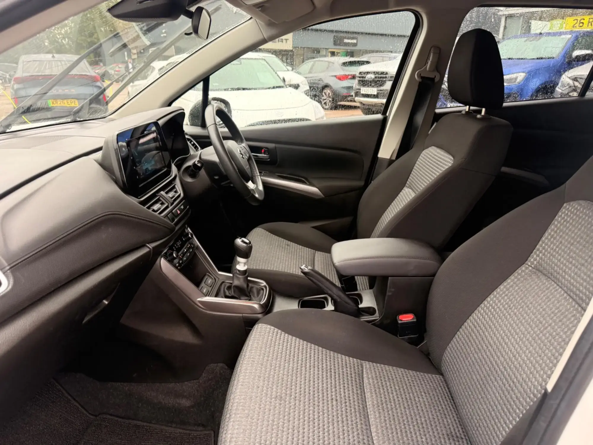 Suzuki S-Cross Image 24