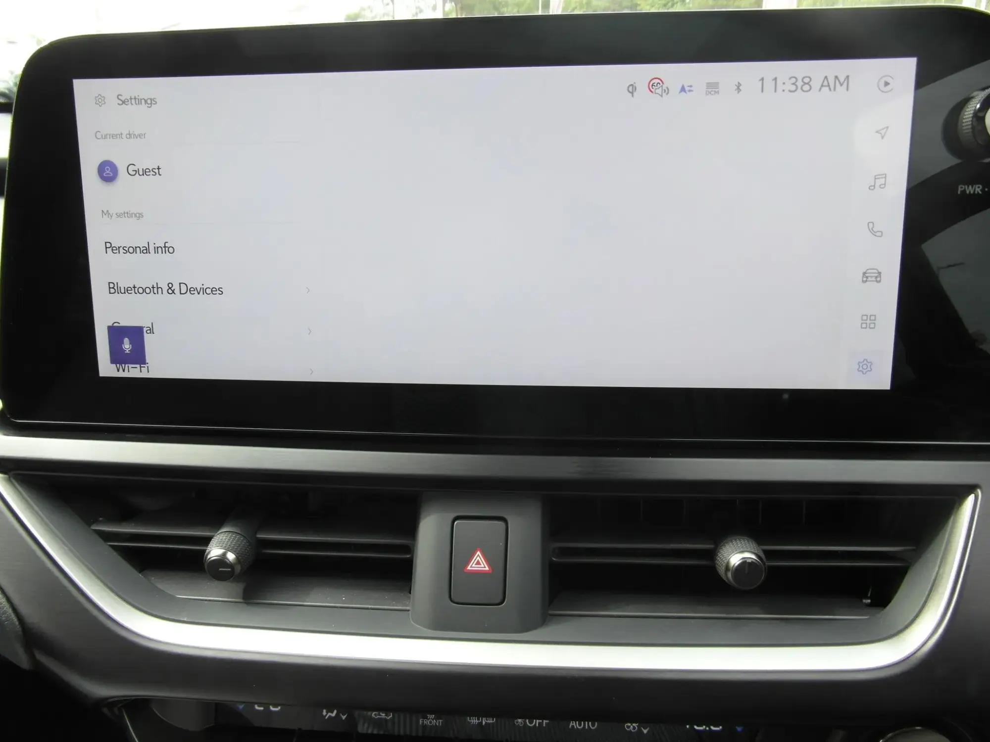 Lexus UX Image 31