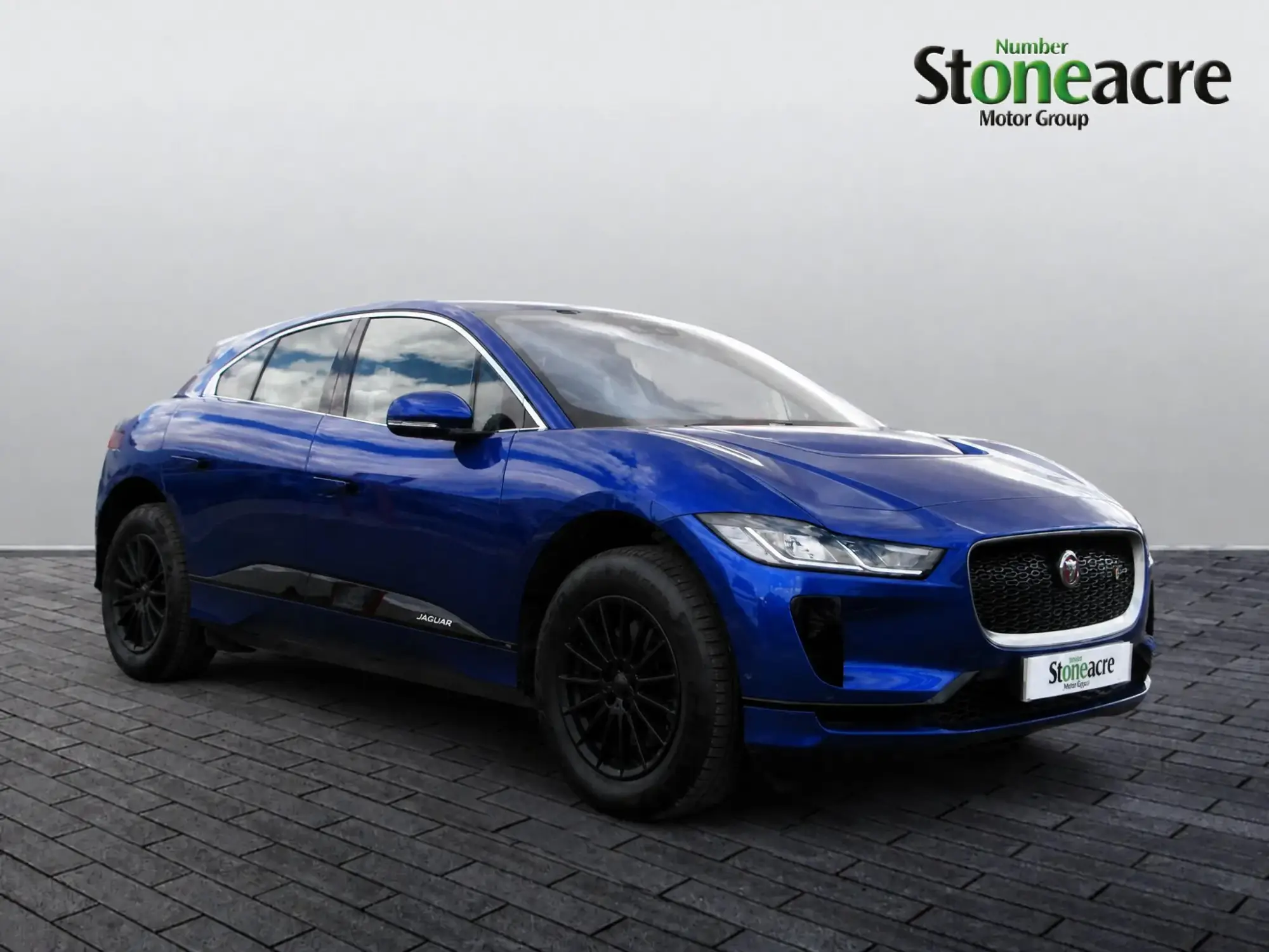 Jaguar i-Pace 400 90kWh S Auto 4WD 5dr OY70OZO Image 1 Jaguar i-Pace 400 90kWh S Auto 4WD 5dr OY70OZO Image 1
