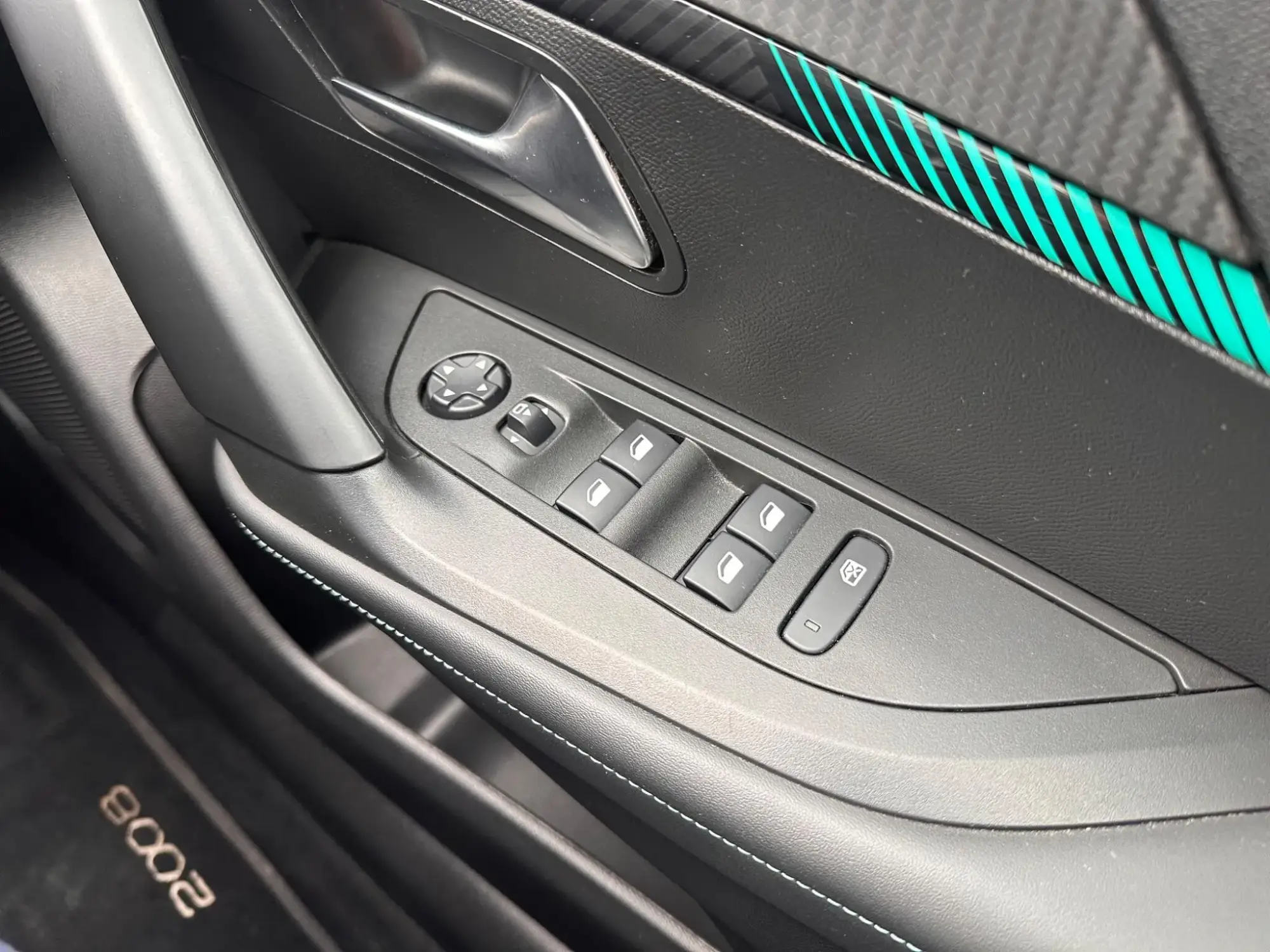 Peugeot 2008 Image 24