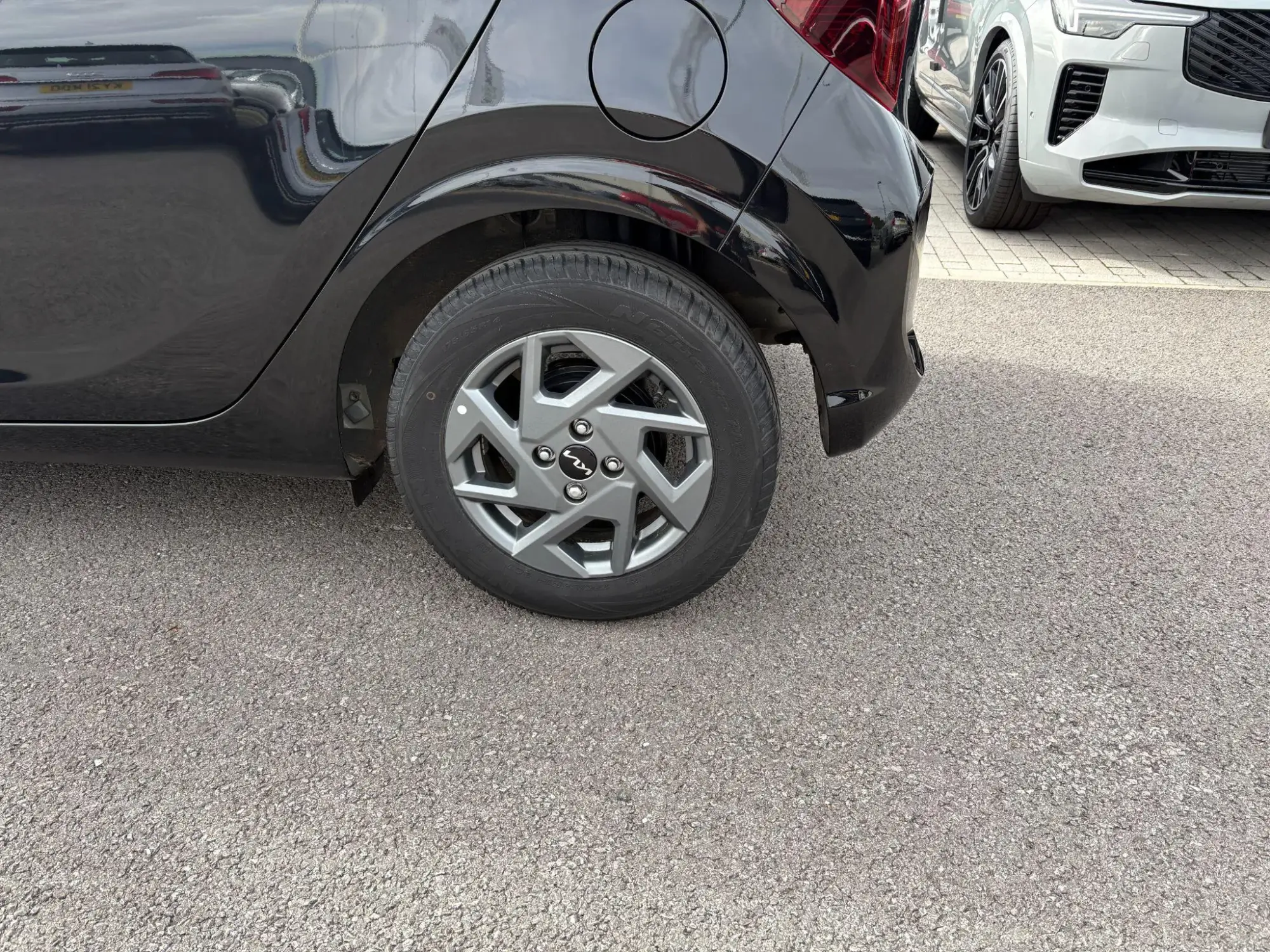 Kia Picanto Image 16