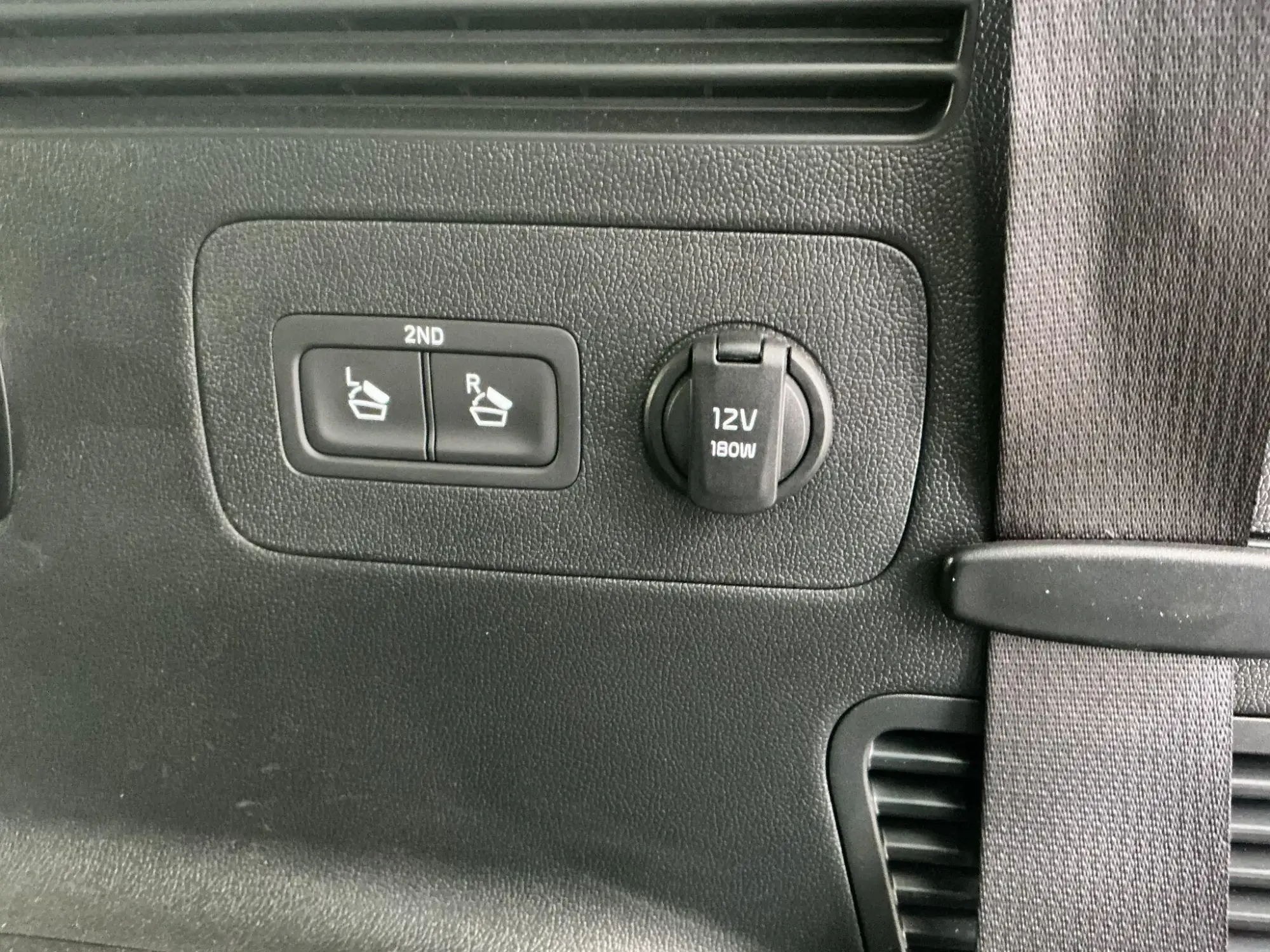 Kia Sorento Image 14 Kia Sorento Image 14