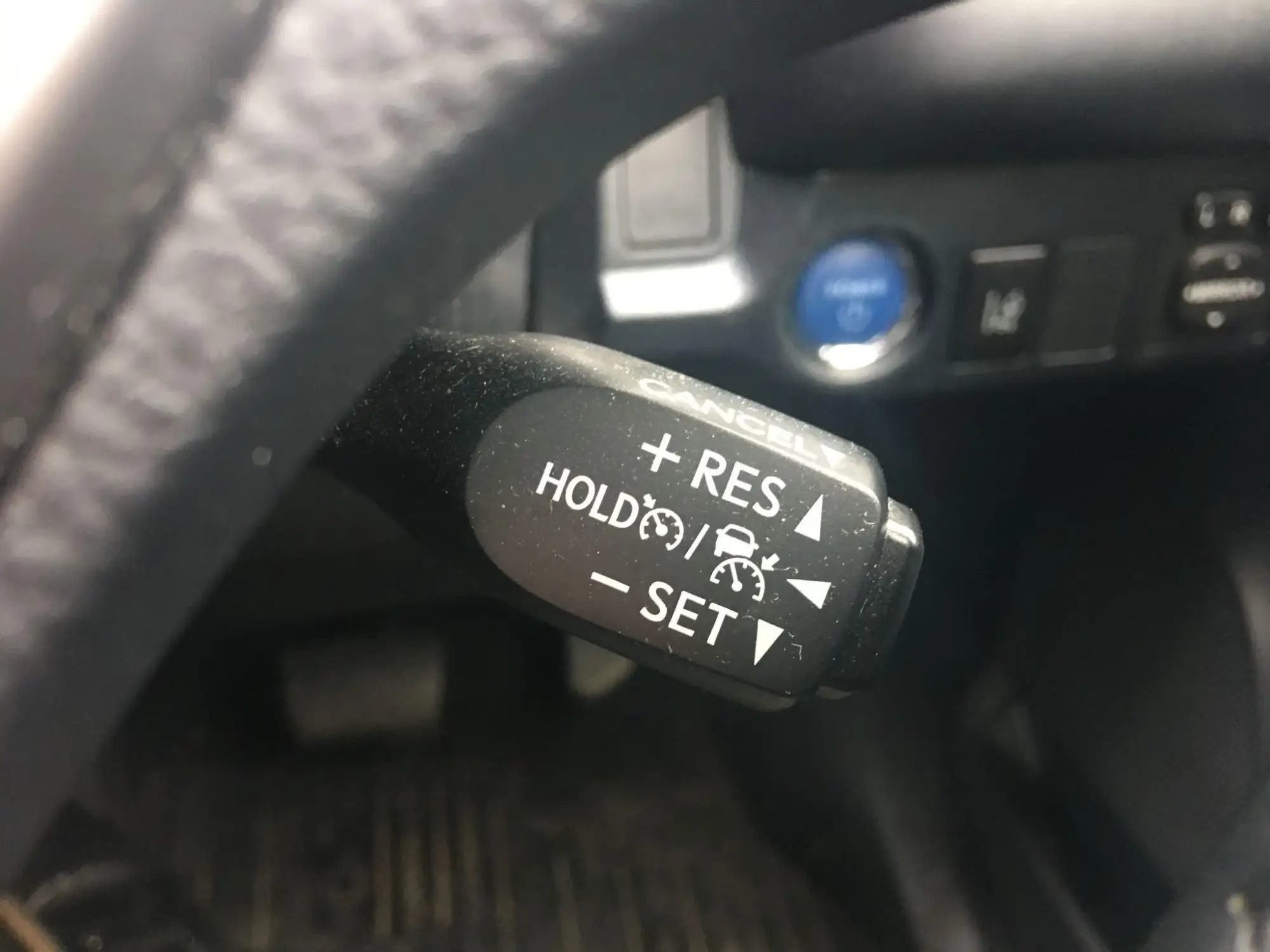 Toyota RAV4 Image 32 Toyota RAV4 Image 32