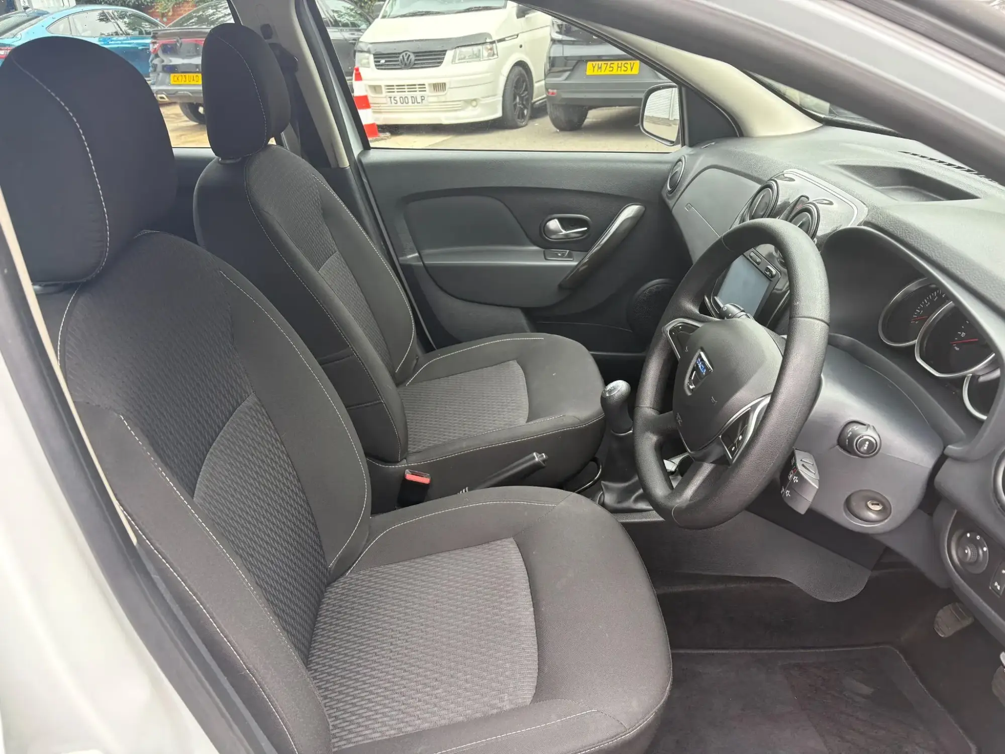 Dacia Sandero Image 9 Dacia Sandero Image 9