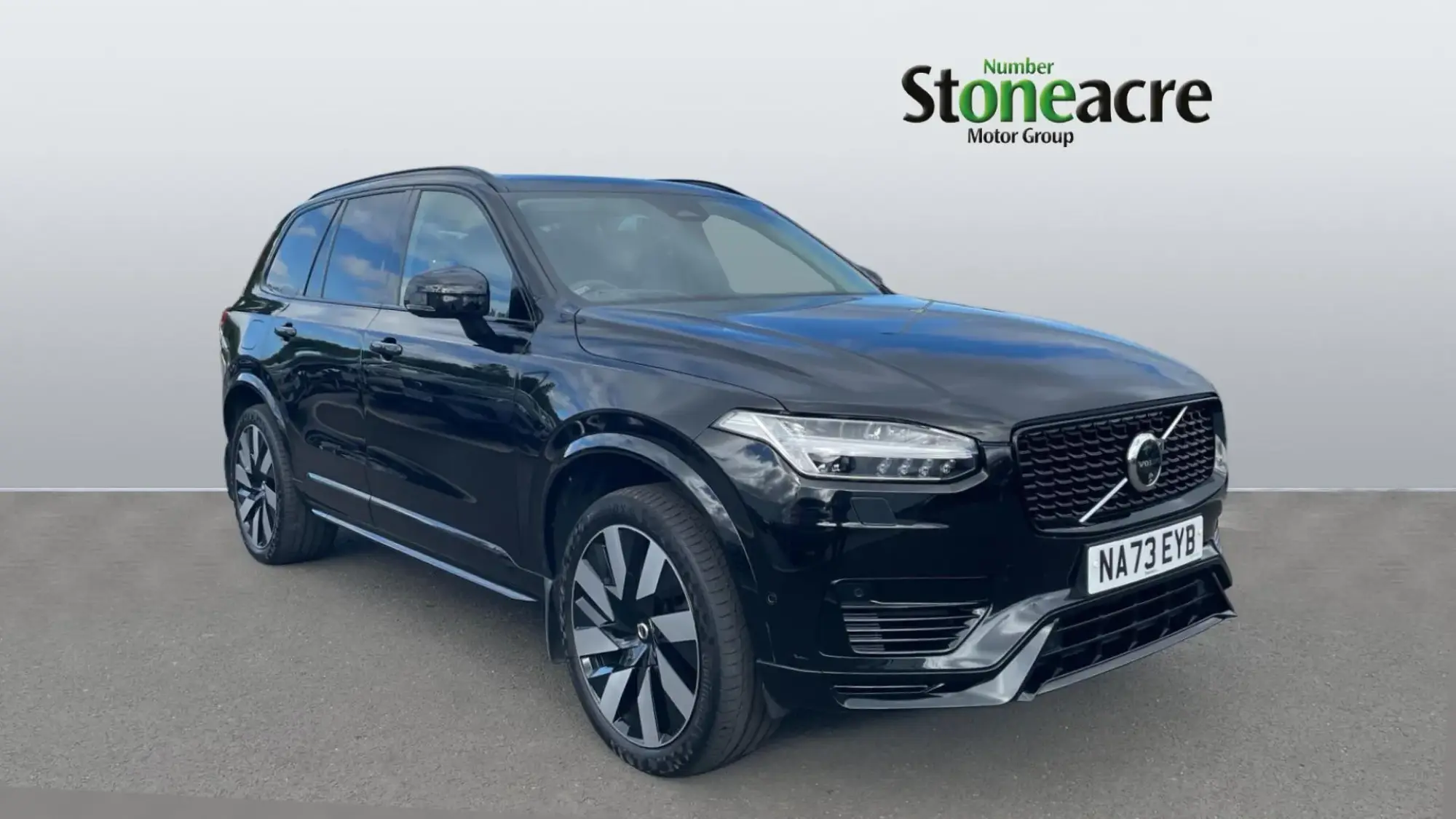 Volvo XC90 Plug-In Hybrid 2.0h T8 Recharge 18.8kWh Ultimate Dark Auto 4WD Euro 6 (s/s) 5dr NA73EYB Image 1 Volvo XC90 Plug-In Hybrid 2.0h T8 Recharge 18.8kWh Ultimate Dark Auto 4WD Euro 6 (s/s) 5dr NA73EYB Image 1