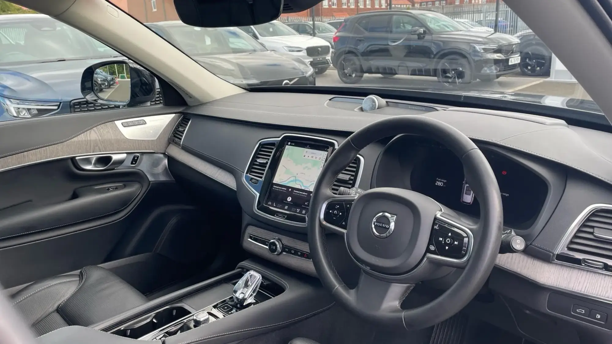 Volvo XC90 Plug-In Hybrid Image 4 Volvo XC90 Plug-In Hybrid Image 4