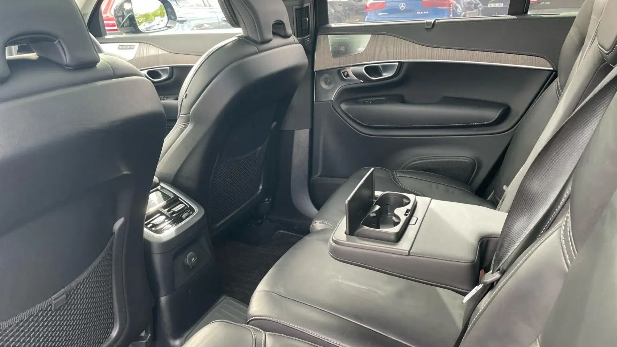 Volvo XC90 Plug-In Hybrid Image 34 Volvo XC90 Plug-In Hybrid Image 34