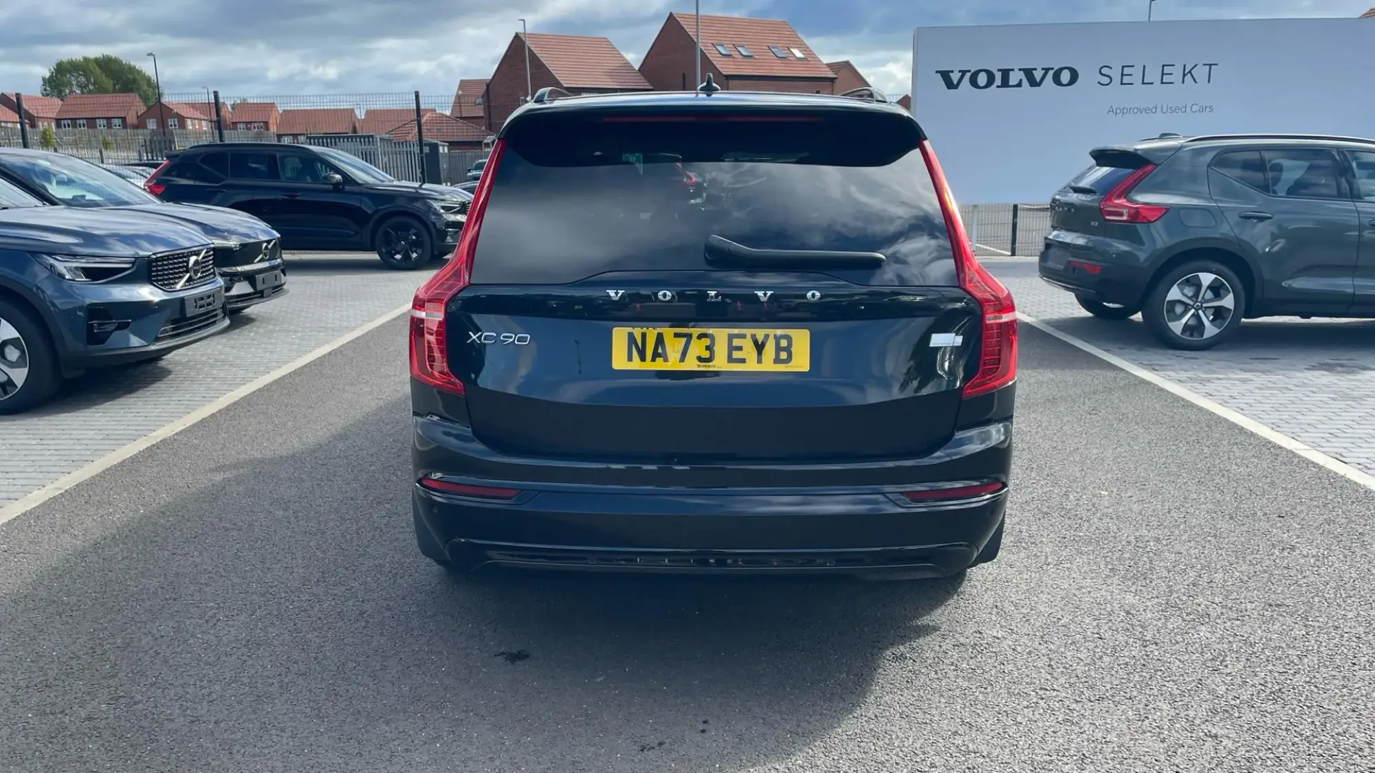 Volvo XC90 Plug-In Hybrid Image 69 Volvo XC90 Plug-In Hybrid Image 69