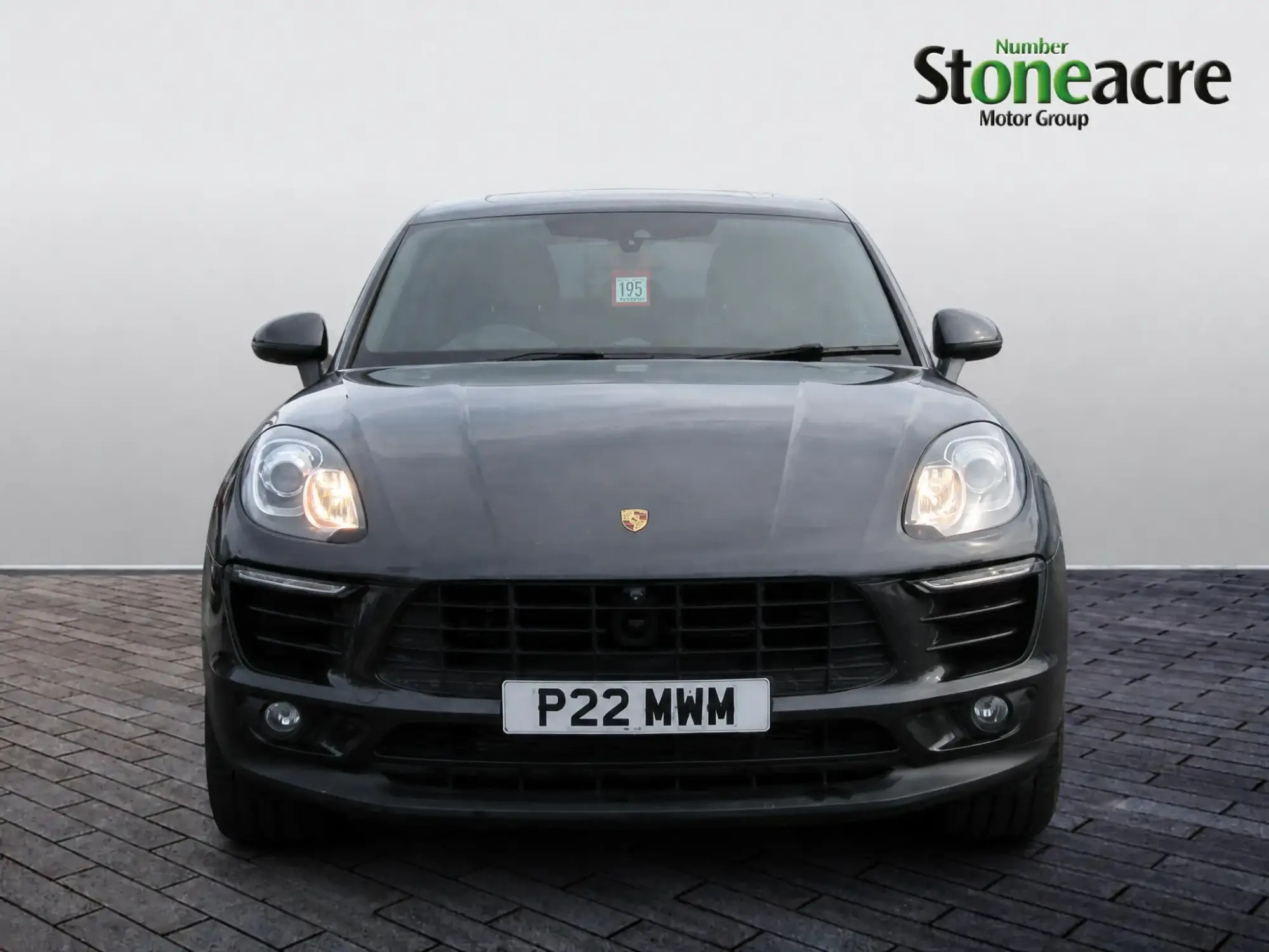Porsche Macan 3.0 TD V6 S PDK 4WD Euro 6 (s/s) 5dr VX16YFJ Image 2