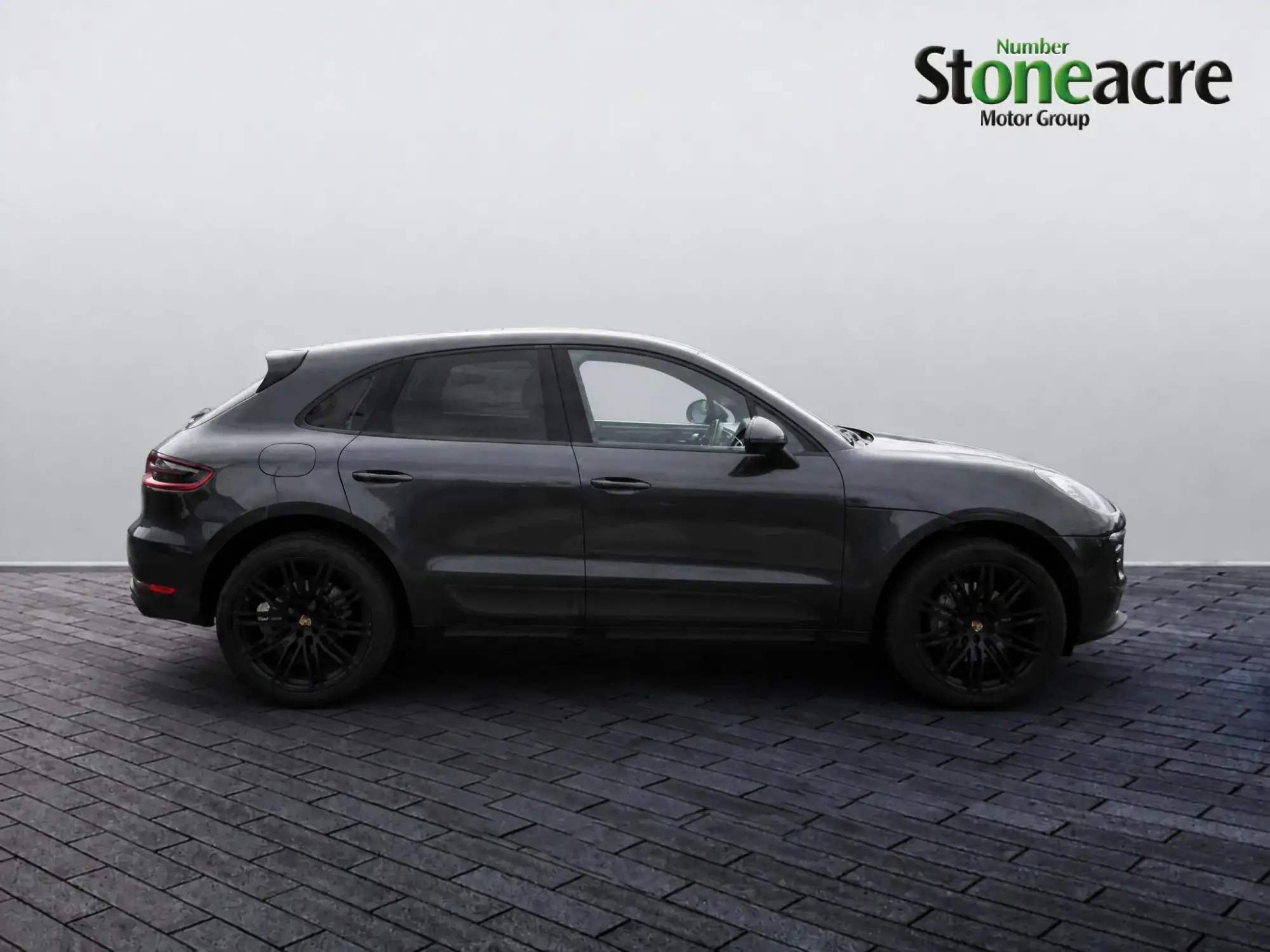 Porsche Macan Image 7 Porsche Macan Image 7