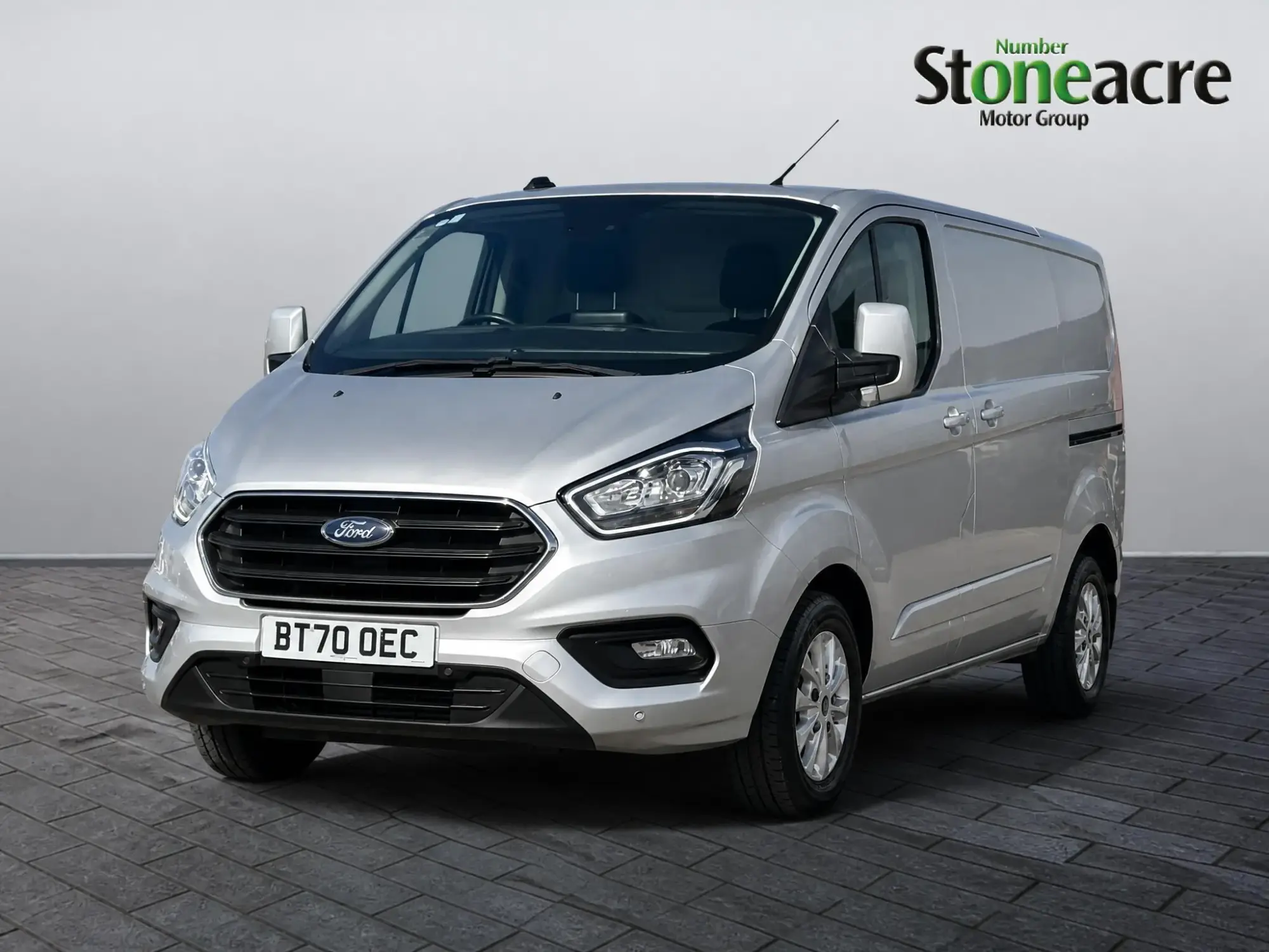 Ford Transit Custom 2.0 EcoBlue 130ps Low Roof Limited Van BT70OEC Image 3 Ford Transit Custom 2.0 EcoBlue 130ps Low Roof Limited Van BT70OEC Image 3