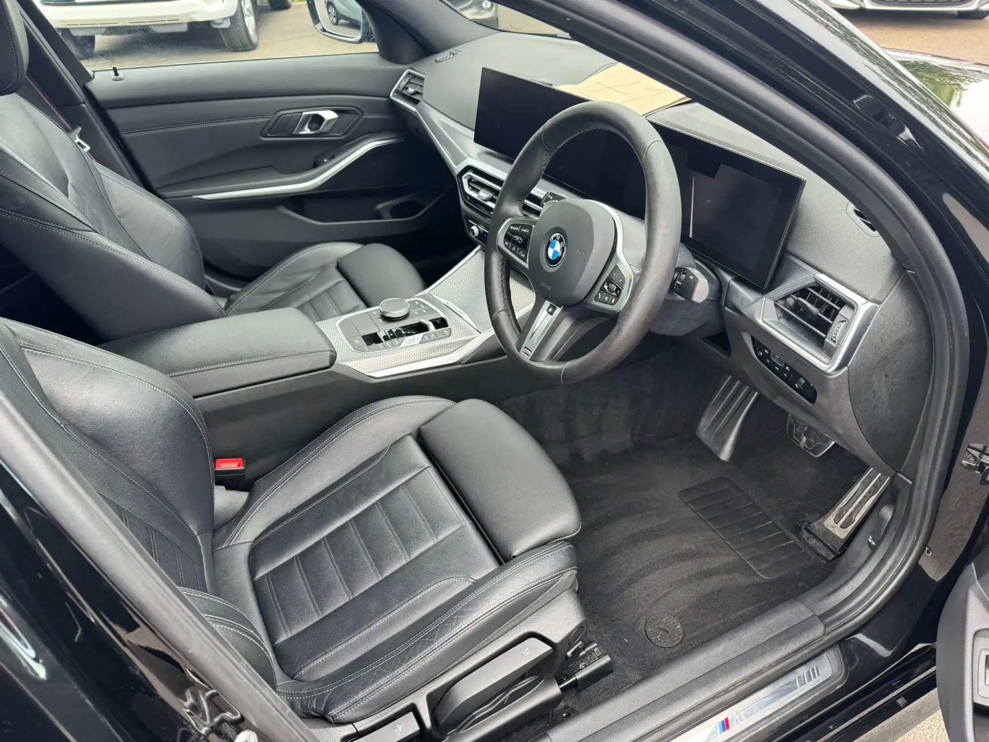 BMW 3 Series Image 11 BMW 3 Series Image 11