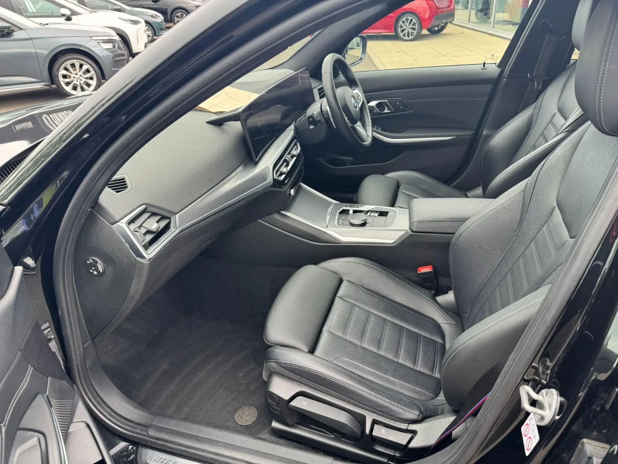 BMW 3 Series Image 14 BMW 3 Series Image 14
