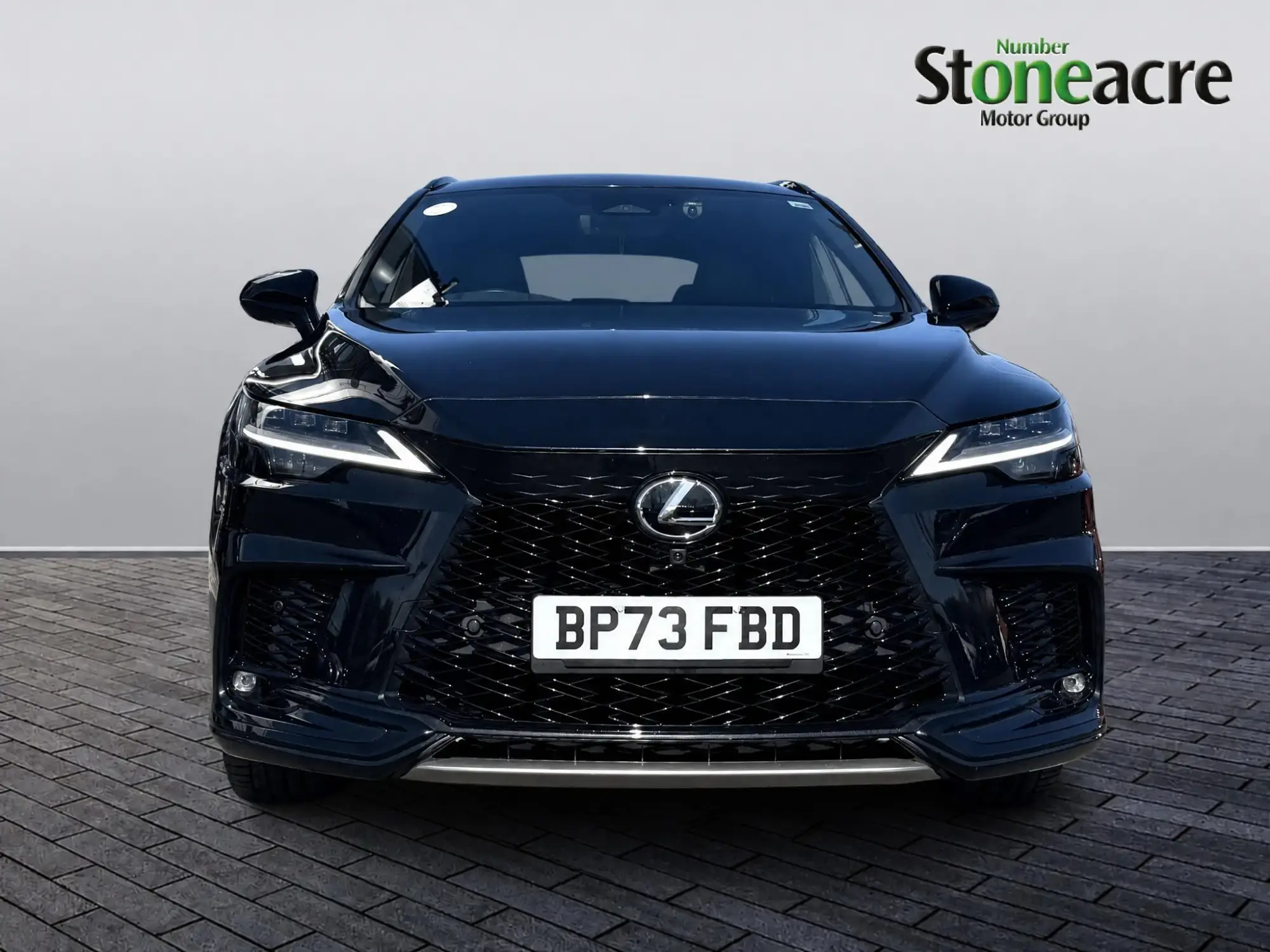Lexus RX Image 8