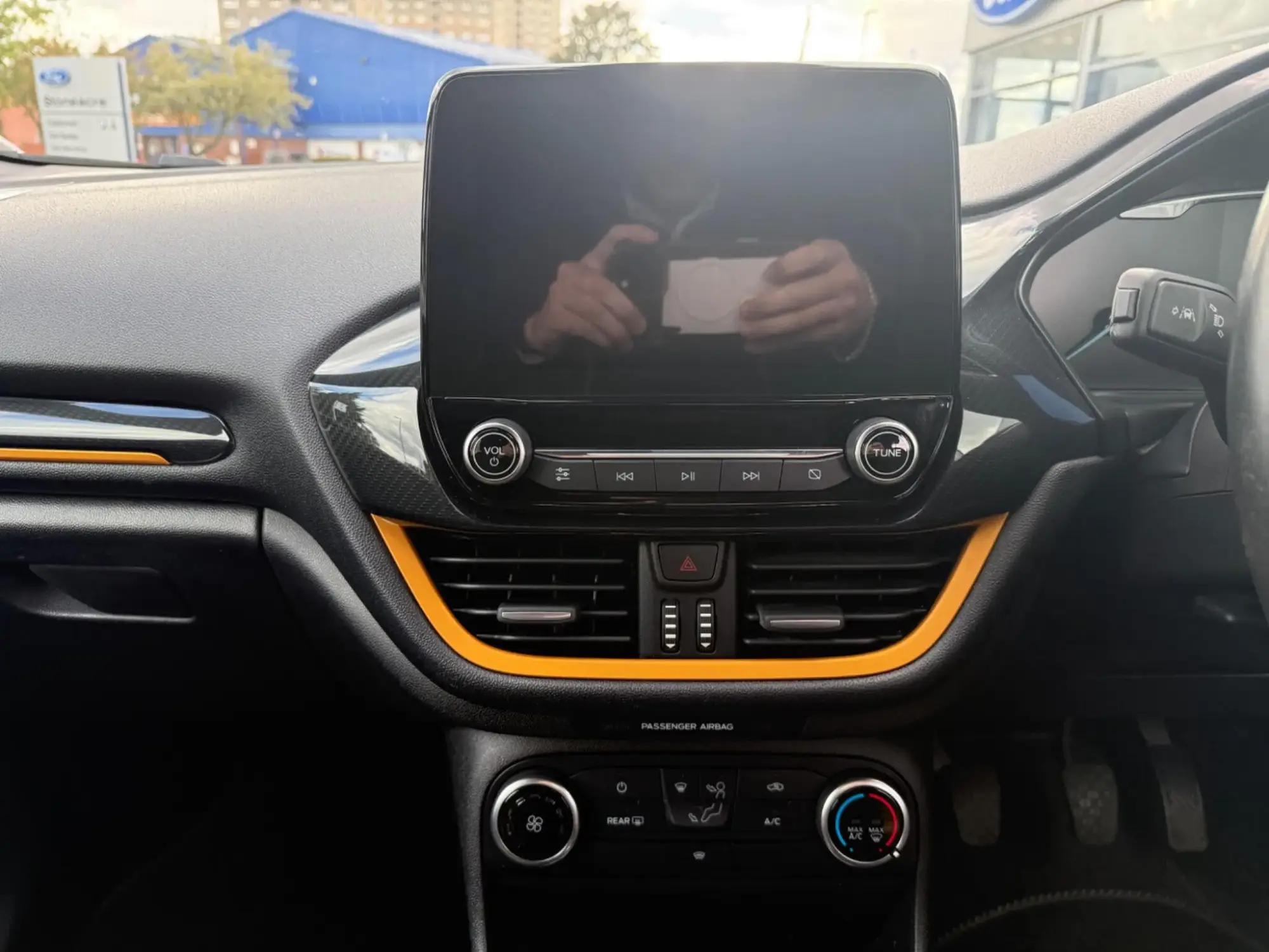 Ford Fiesta Image 14
