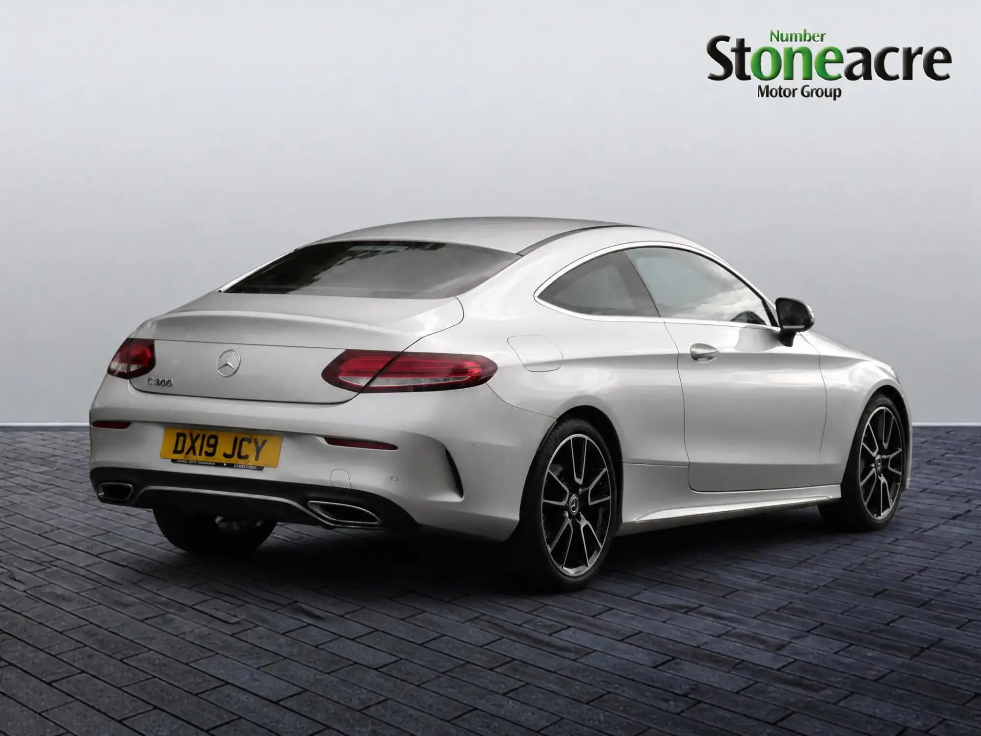 Mercedes-Benz C-Class 2.0 C300 AMG Line (Premium) G-Tronic+ Euro 6 (s/s) 2dr DX19JCY Image 3