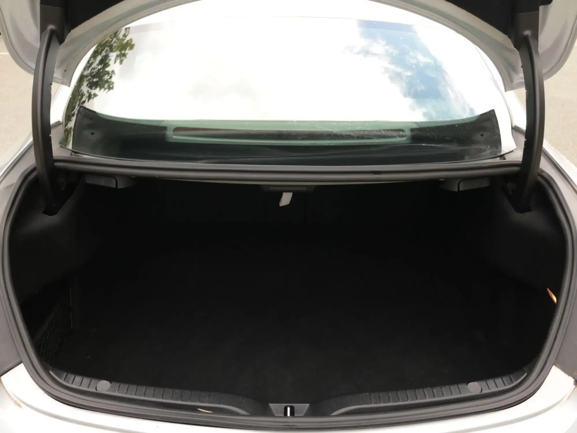 Mercedes-Benz C-Class Image 12