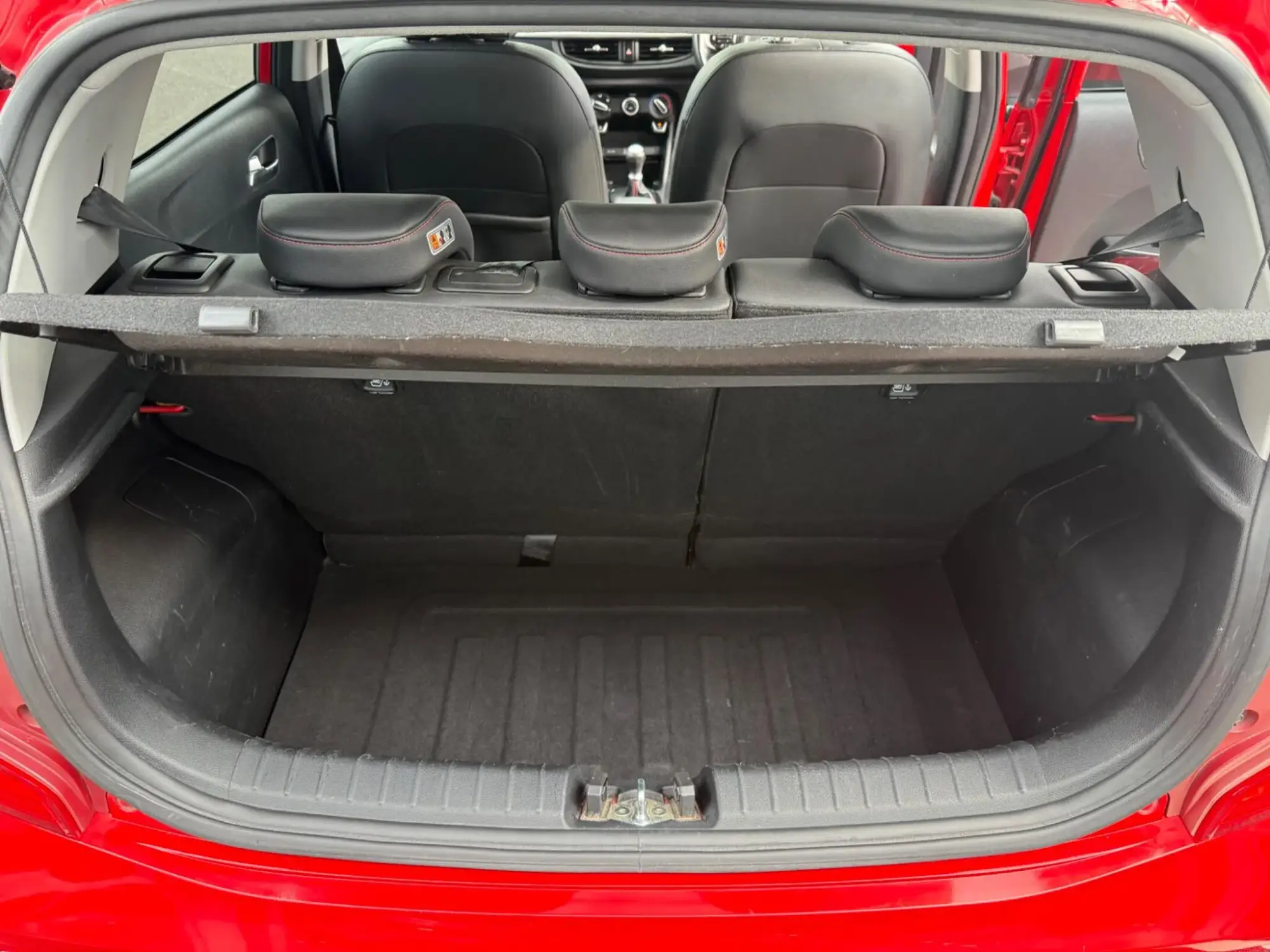 Kia Picanto Image 10 Kia Picanto Image 10