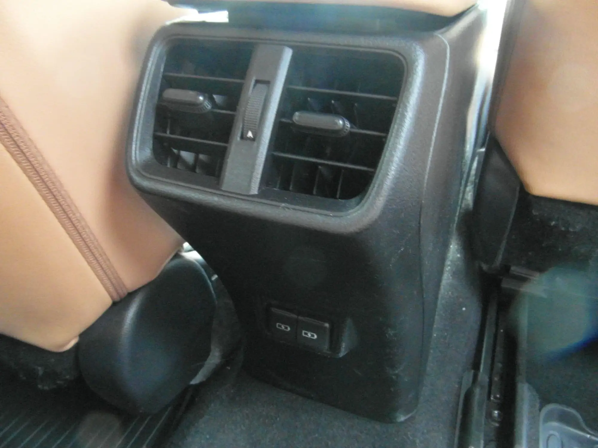 Lexus UX Self-Charging Hybrid Image 23 Lexus UX Self-Charging Hybrid Image 23