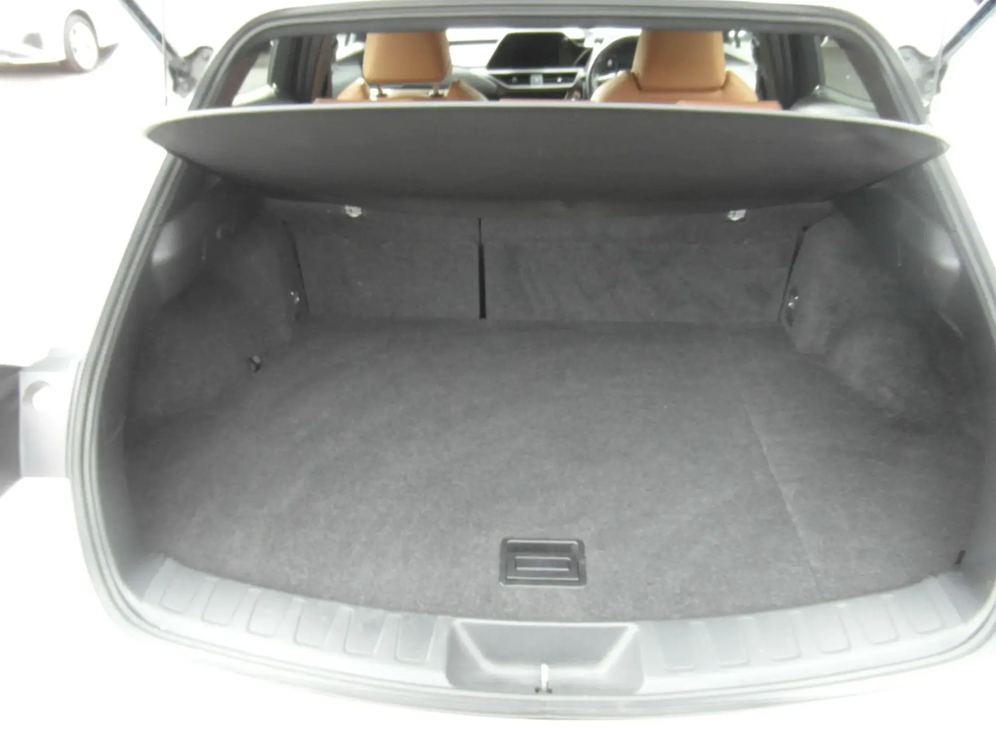 Lexus UX Self-Charging Hybrid Image 28 Lexus UX Self-Charging Hybrid Image 28