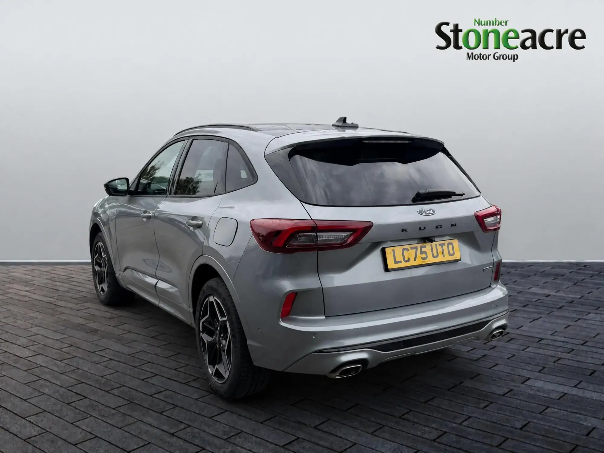 Ford Kuga Plug-In Hybrid Image 4