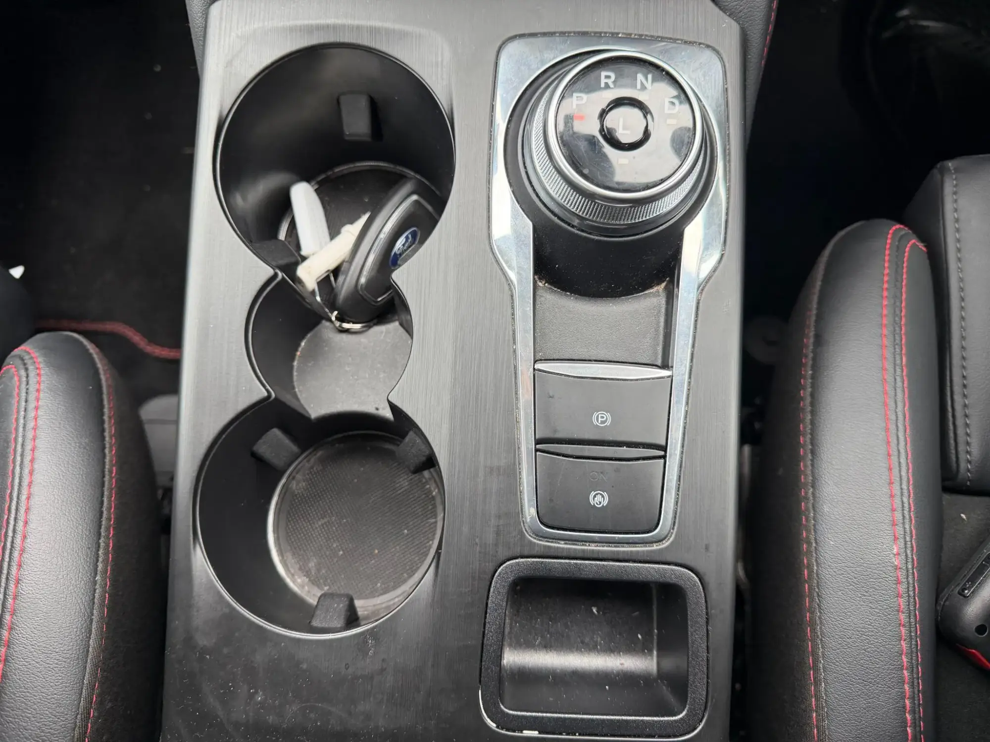 Ford Kuga Plug-In Hybrid Image 9