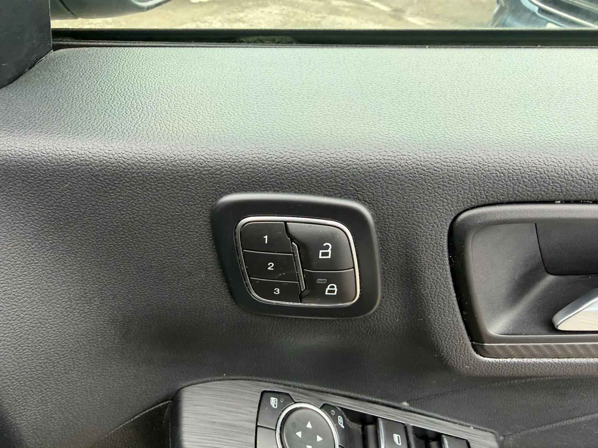 Ford Kuga Plug-In Hybrid Image 14