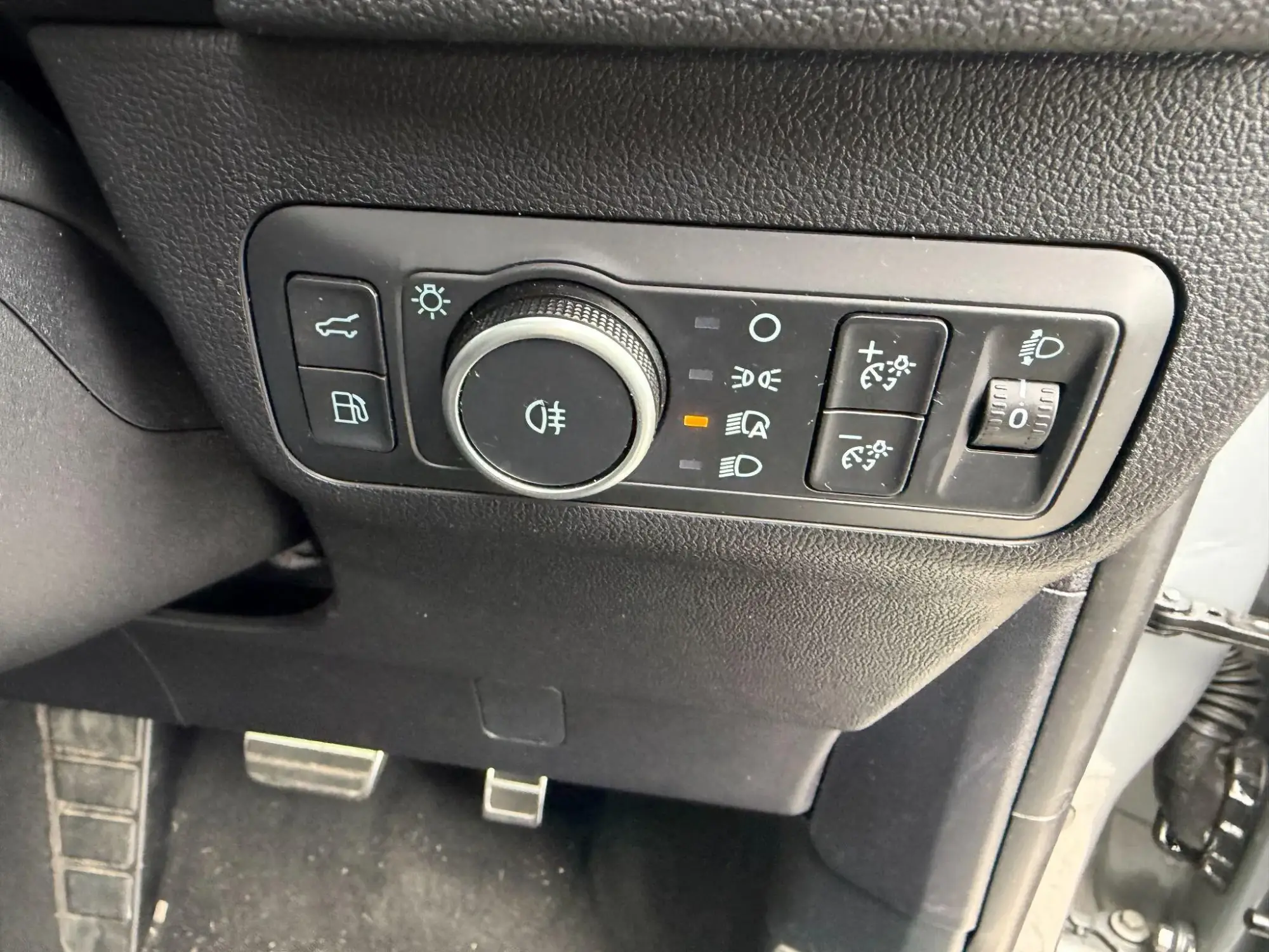 Ford Kuga Plug-In Hybrid Image 15