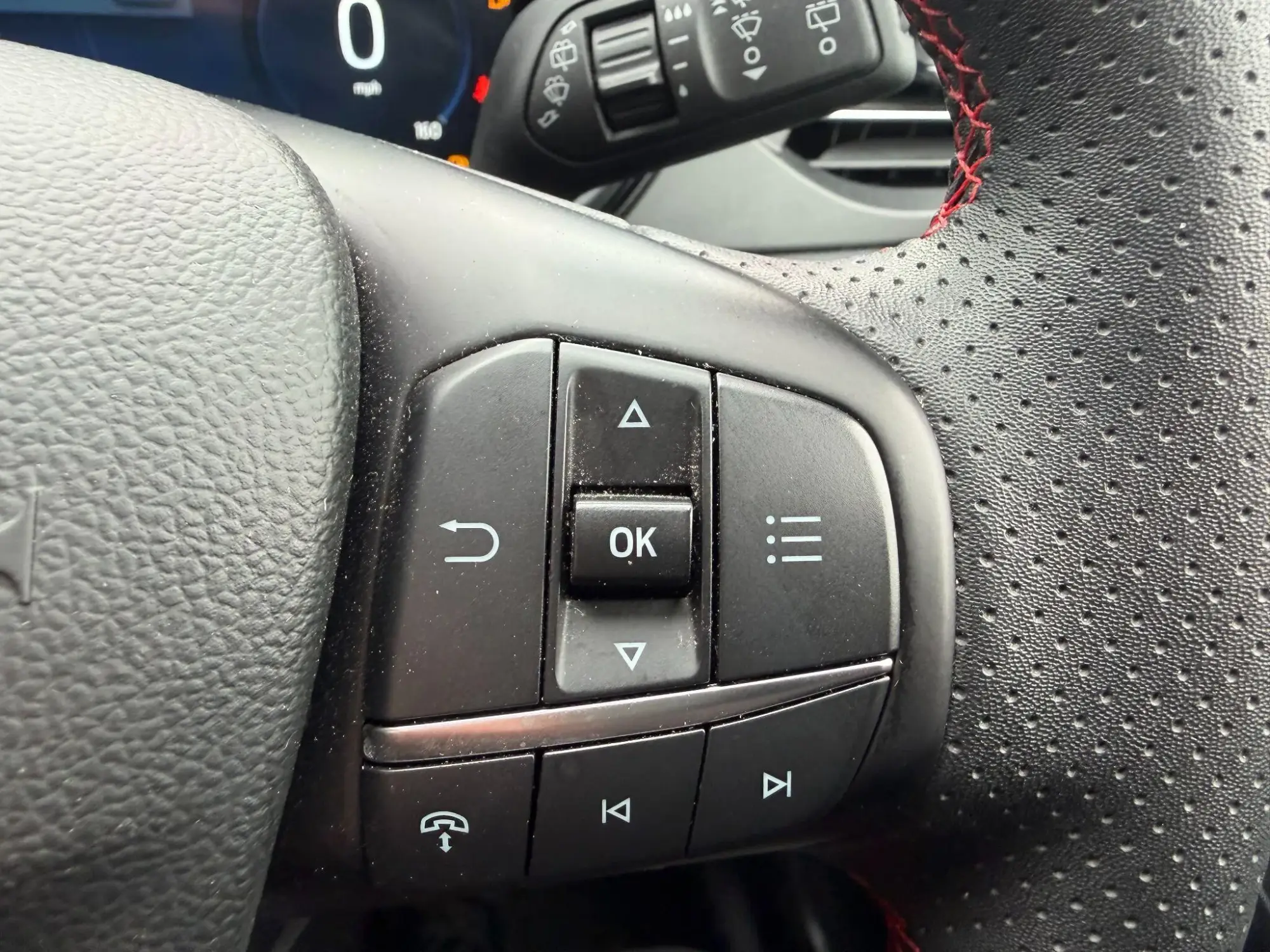 Ford Kuga Plug-In Hybrid Image 17