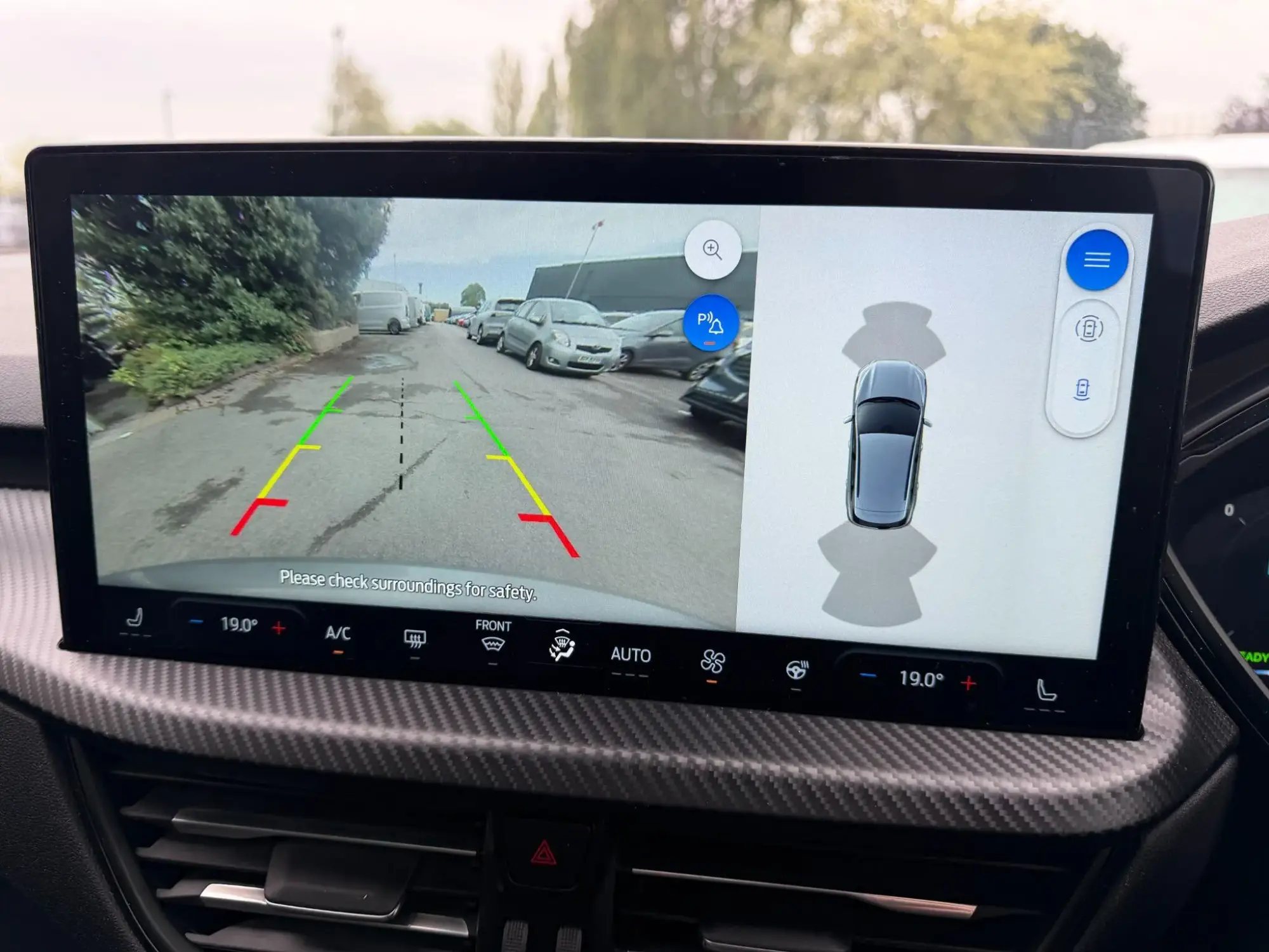 Ford Kuga Plug-In Hybrid Image 21