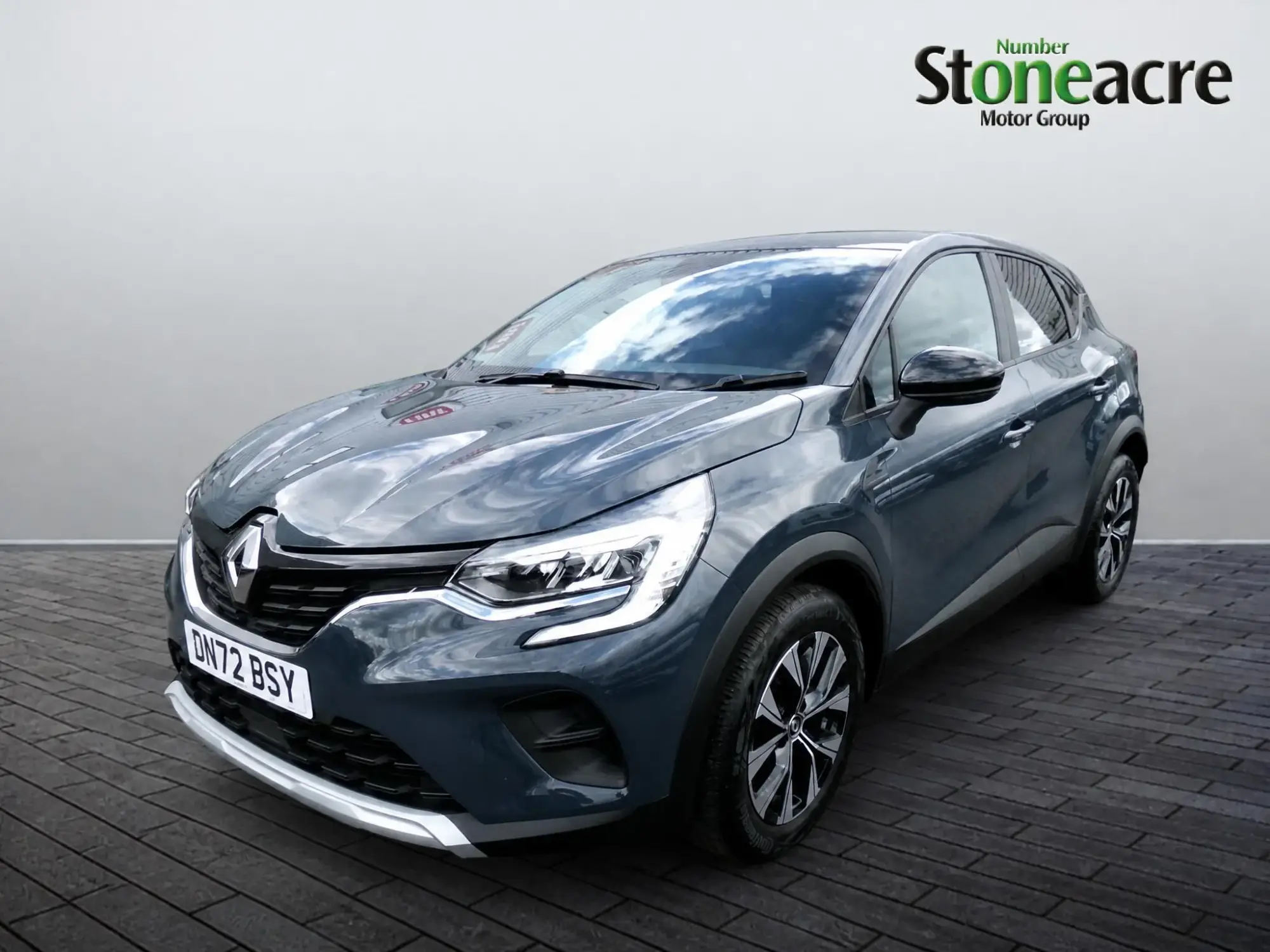 Renault Captur Image 6 Renault Captur Image 6