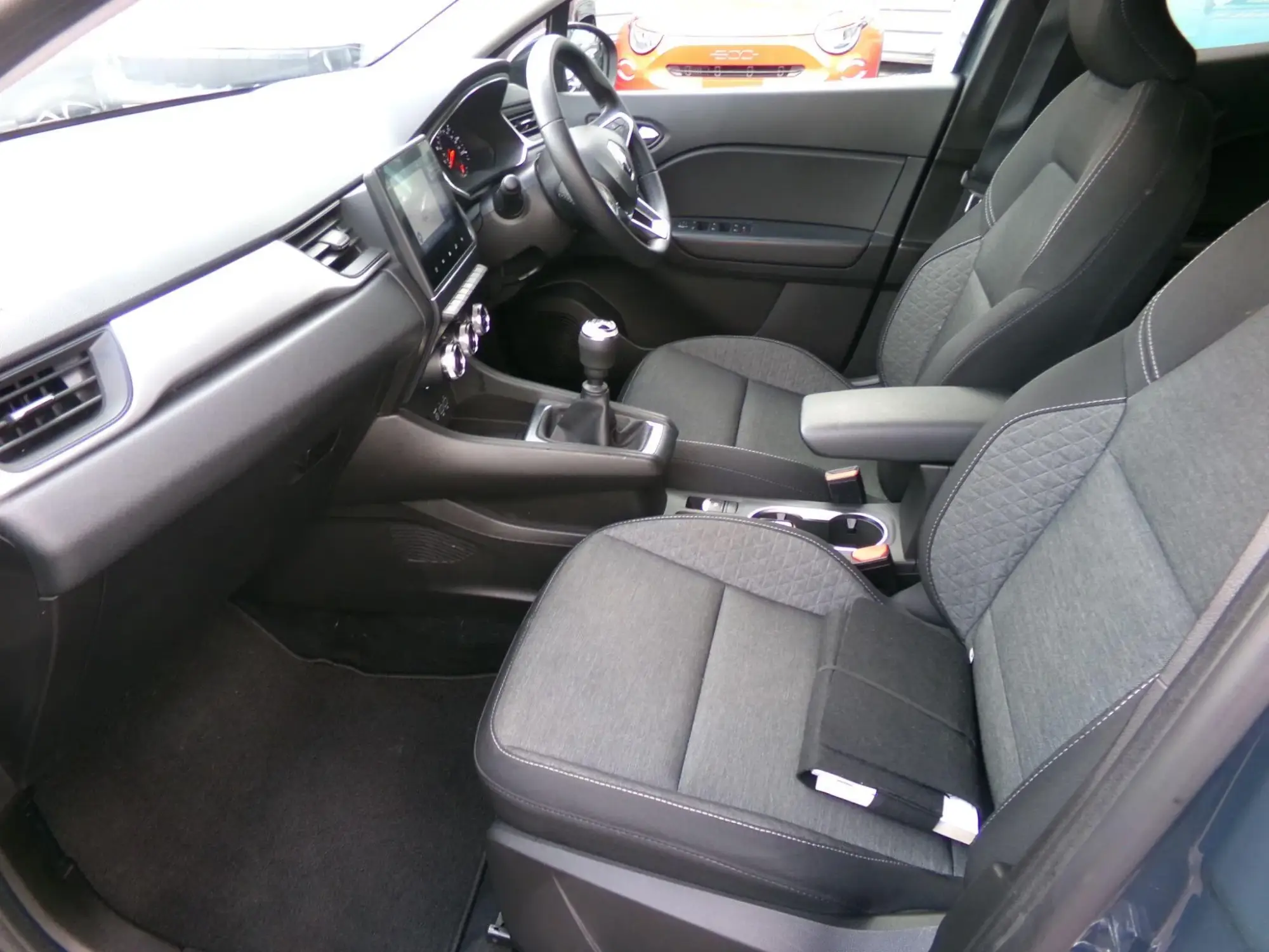 Renault Captur Image 11 Renault Captur Image 11