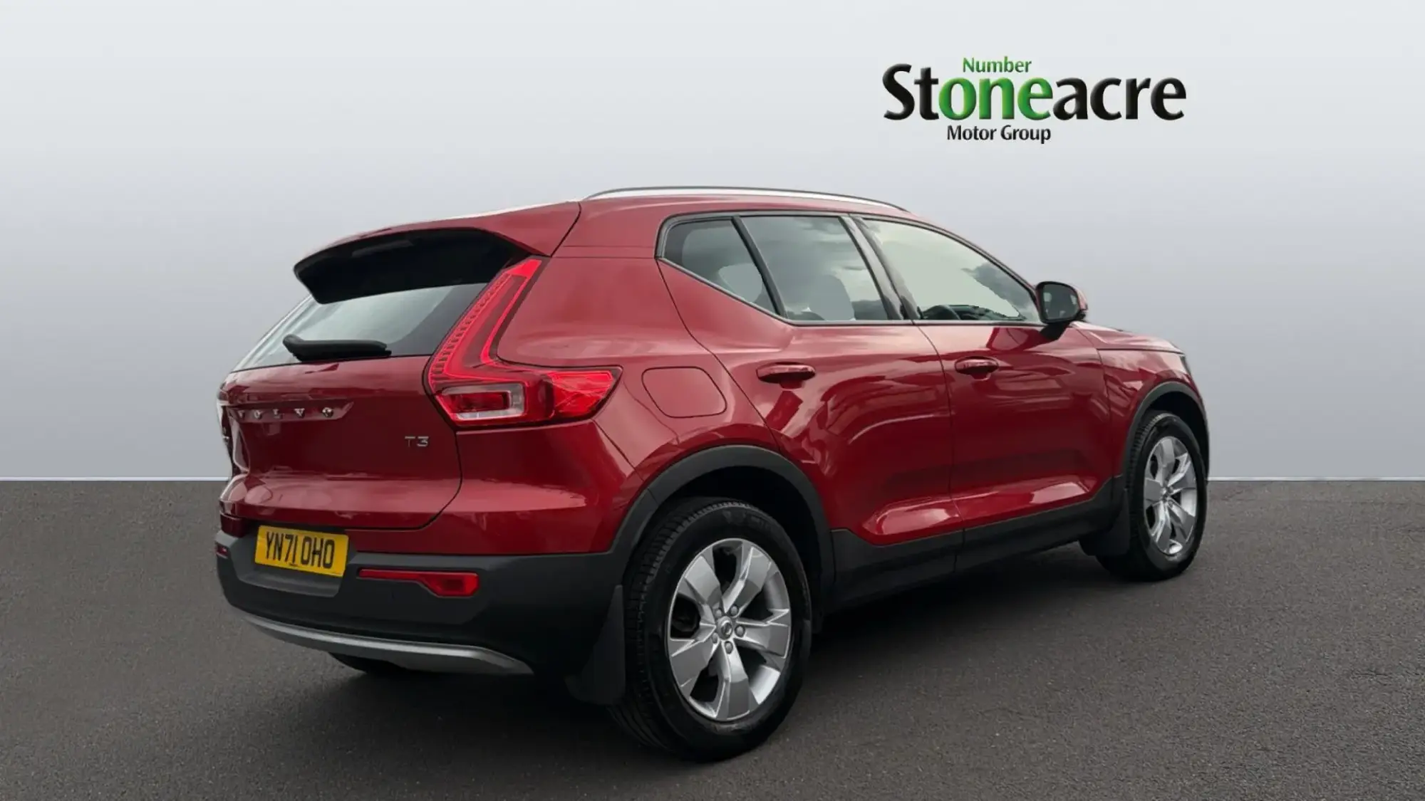 Volvo XC40 Image 2