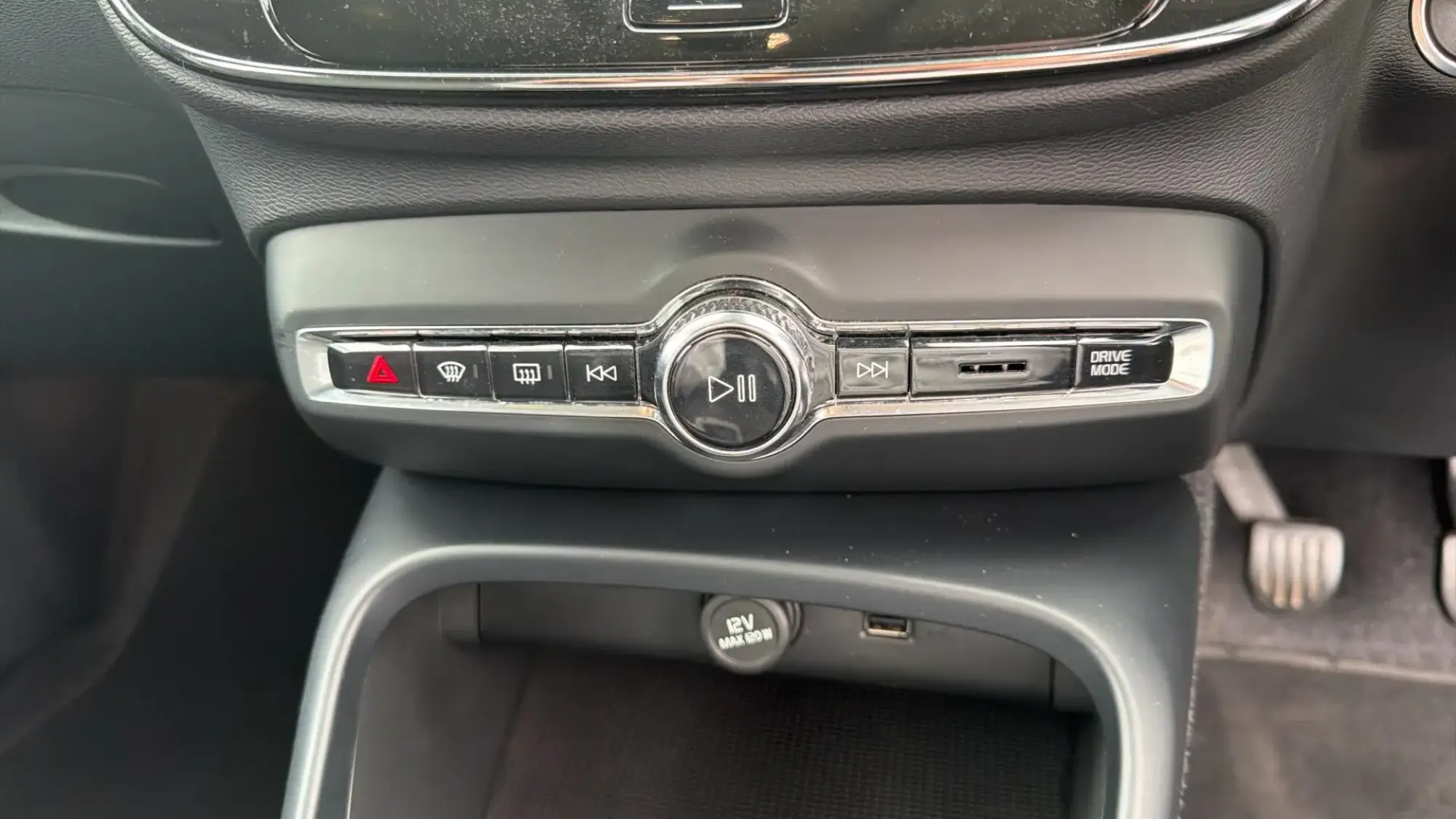 Volvo XC40 Image 18