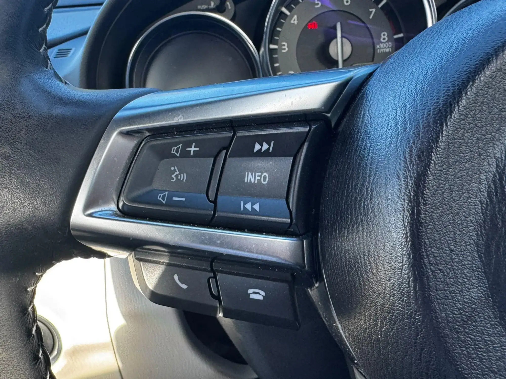 Mazda MX-5 RF Image 11