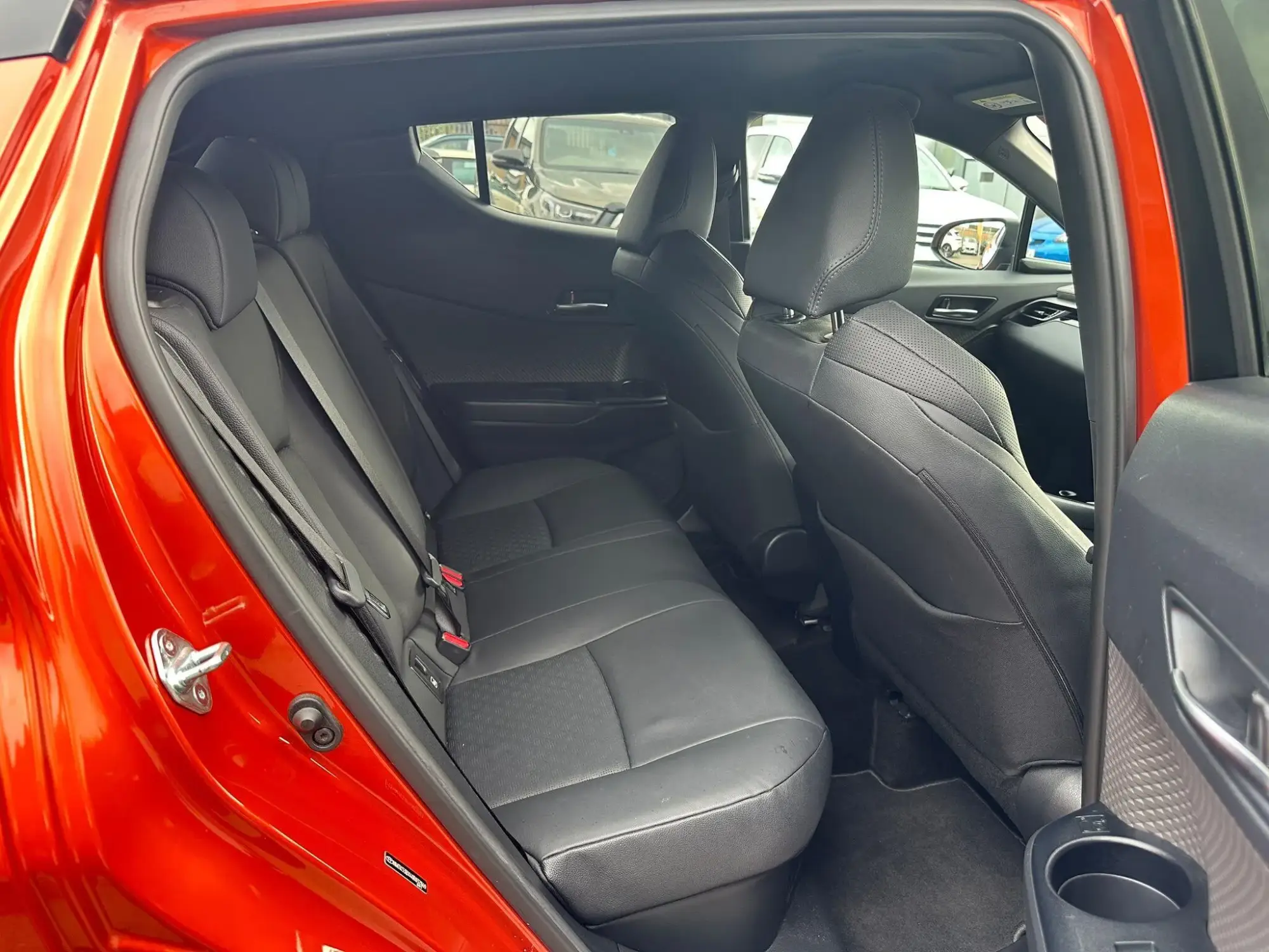 Toyota C-HR Self-Charging Hybrid Image 13 Toyota C-HR Self-Charging Hybrid Image 13