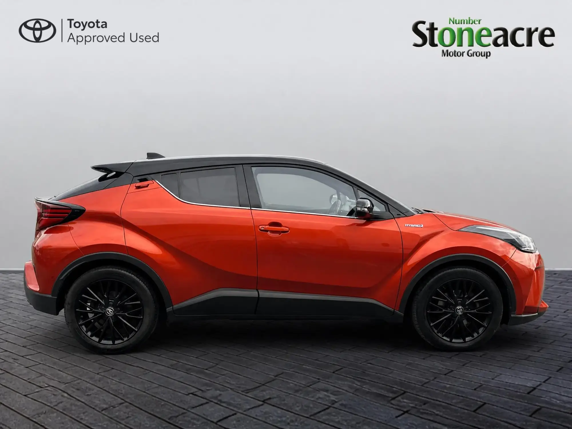 Toyota C-HR Self-Charging Hybrid Image 16 Toyota C-HR Self-Charging Hybrid Image 16