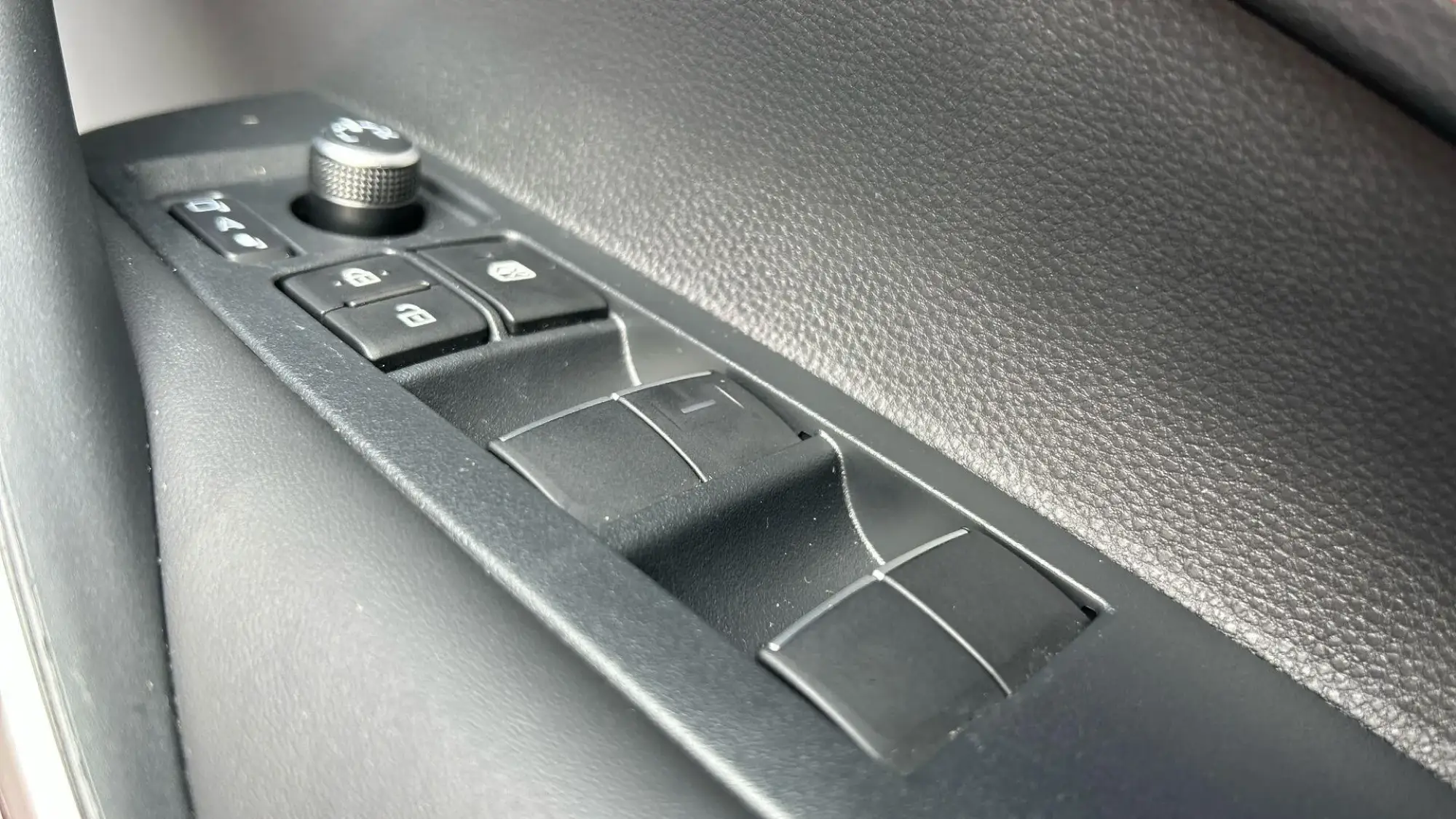 Toyota Corolla Hatchback Image 45