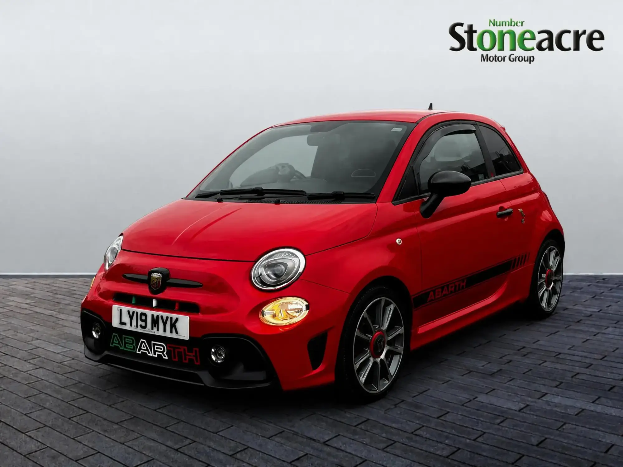 Abarth 595 Image 6