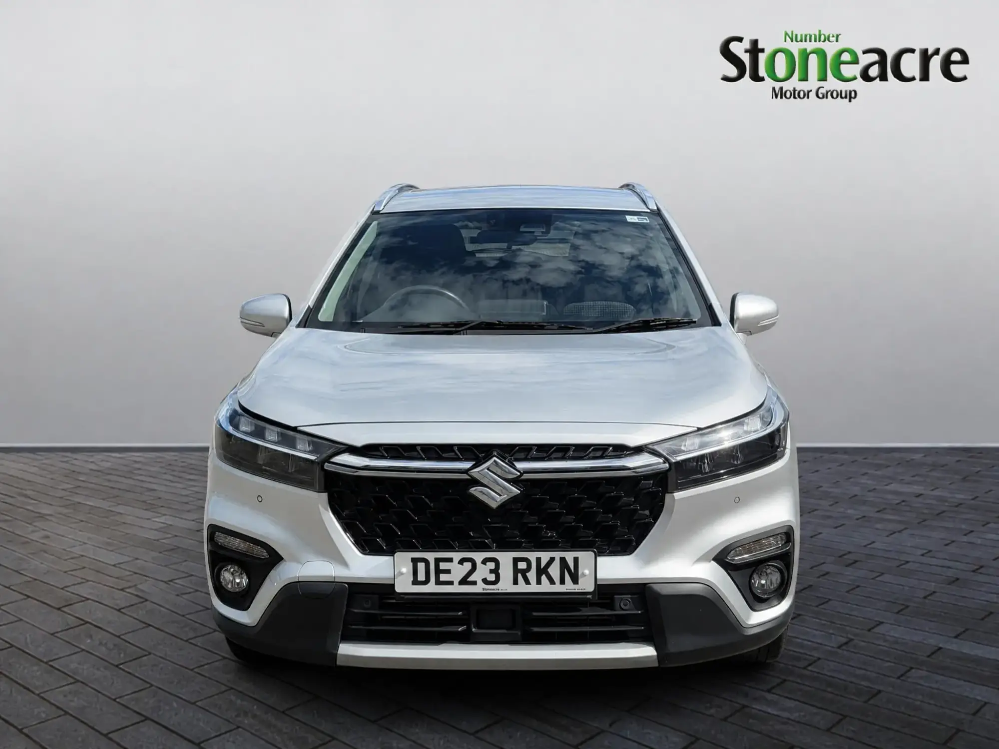 Suzuki S-Cross Image 2