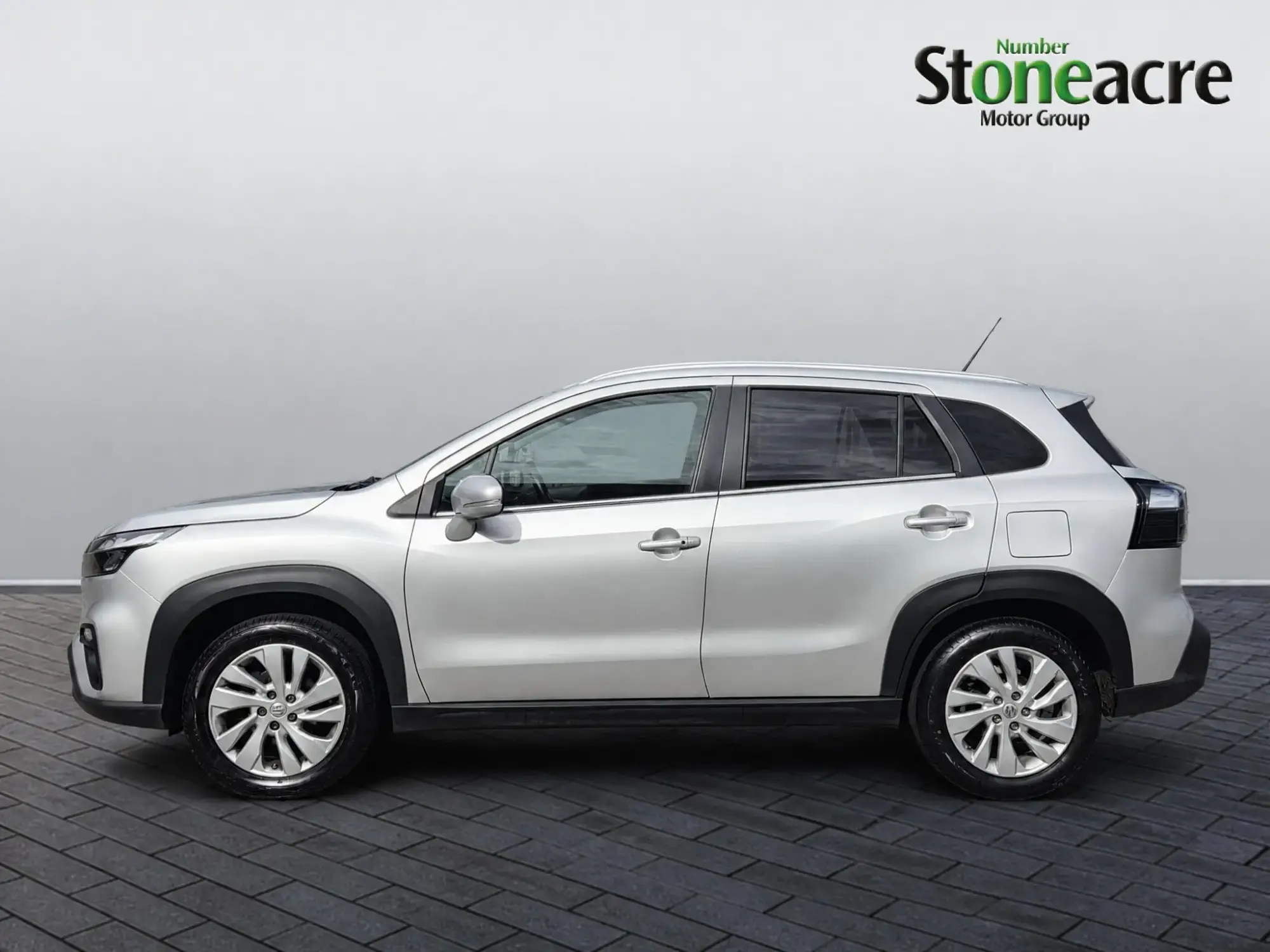Suzuki S-Cross Image 5