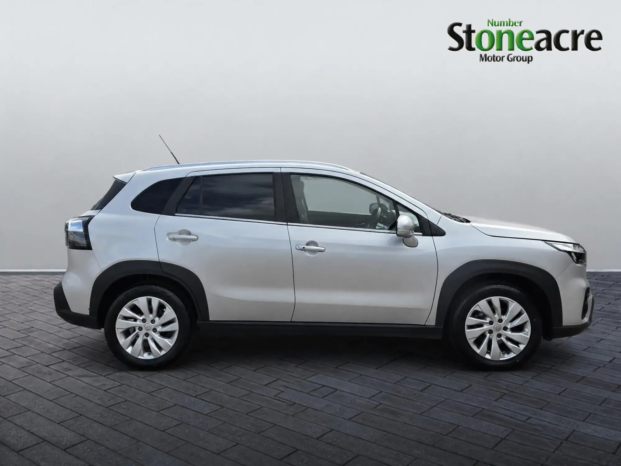 Suzuki S-Cross Image 7