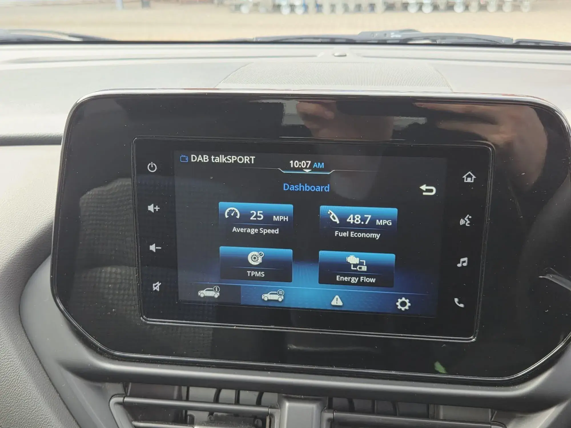 Suzuki S-Cross Image 28