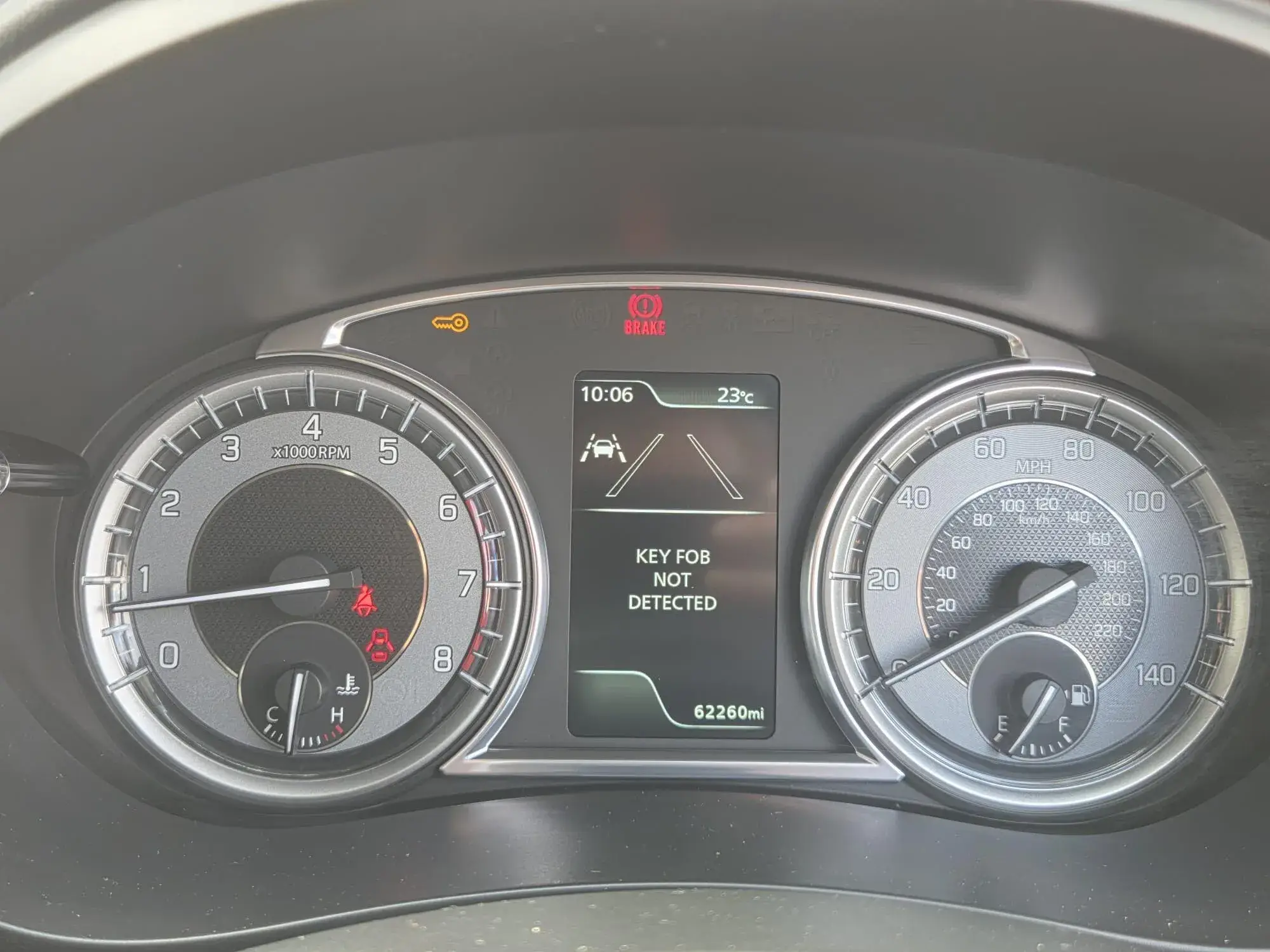 Suzuki S-Cross Image 31