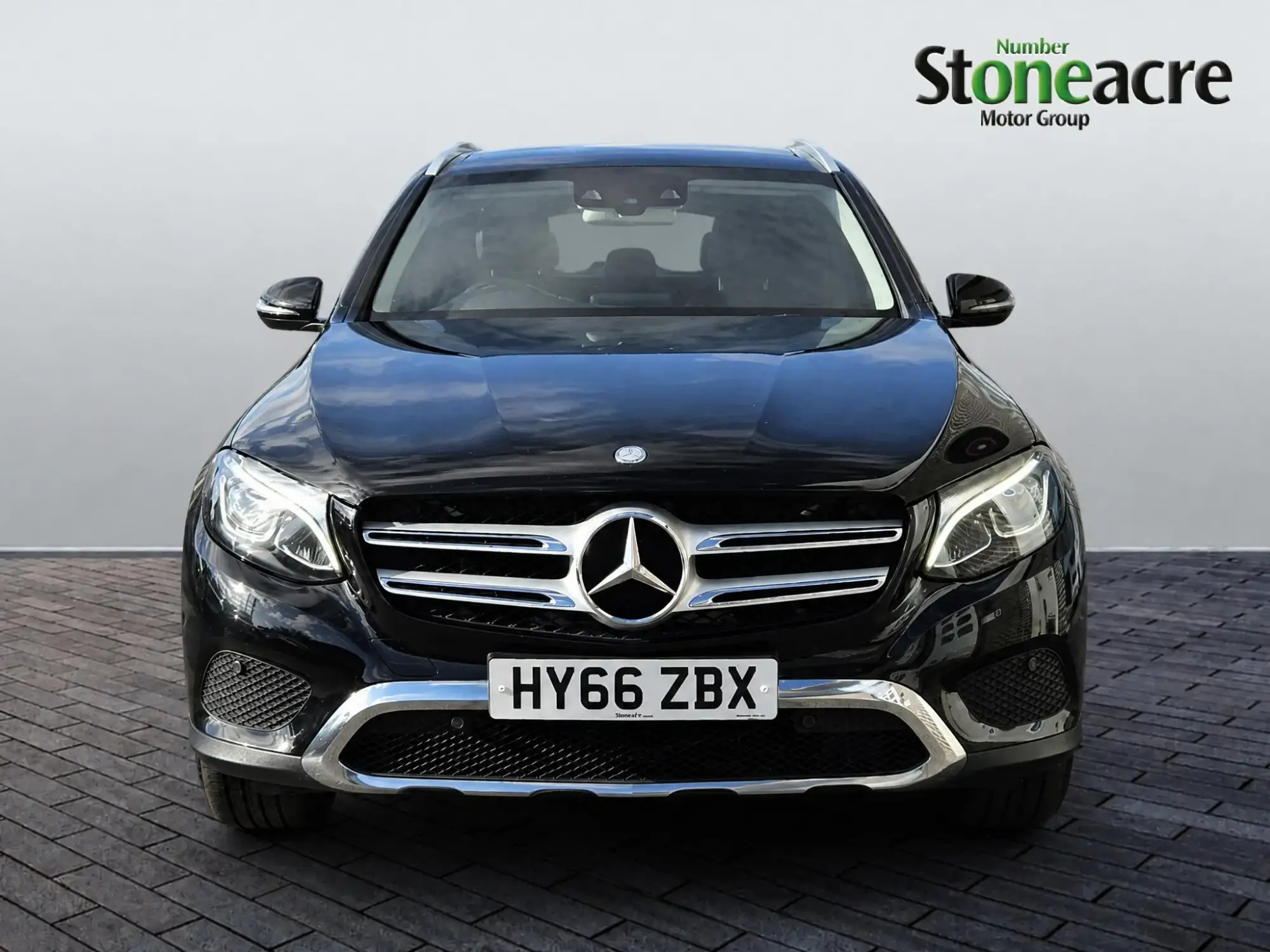 Mercedes-Benz GLC Image 8