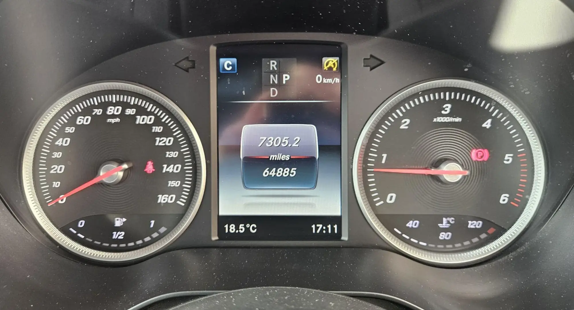 Mercedes-Benz GLC Image 14