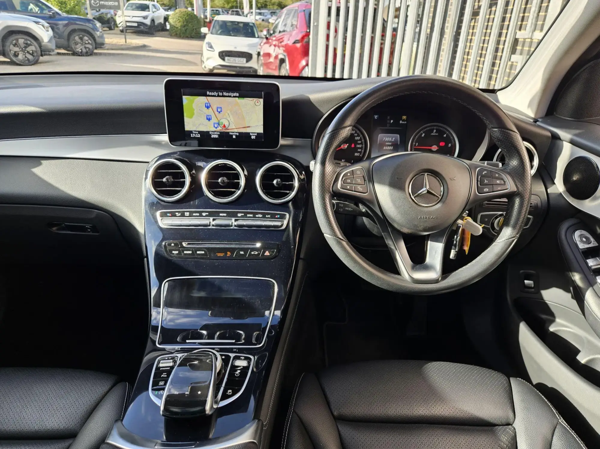 Mercedes-Benz GLC Image 12